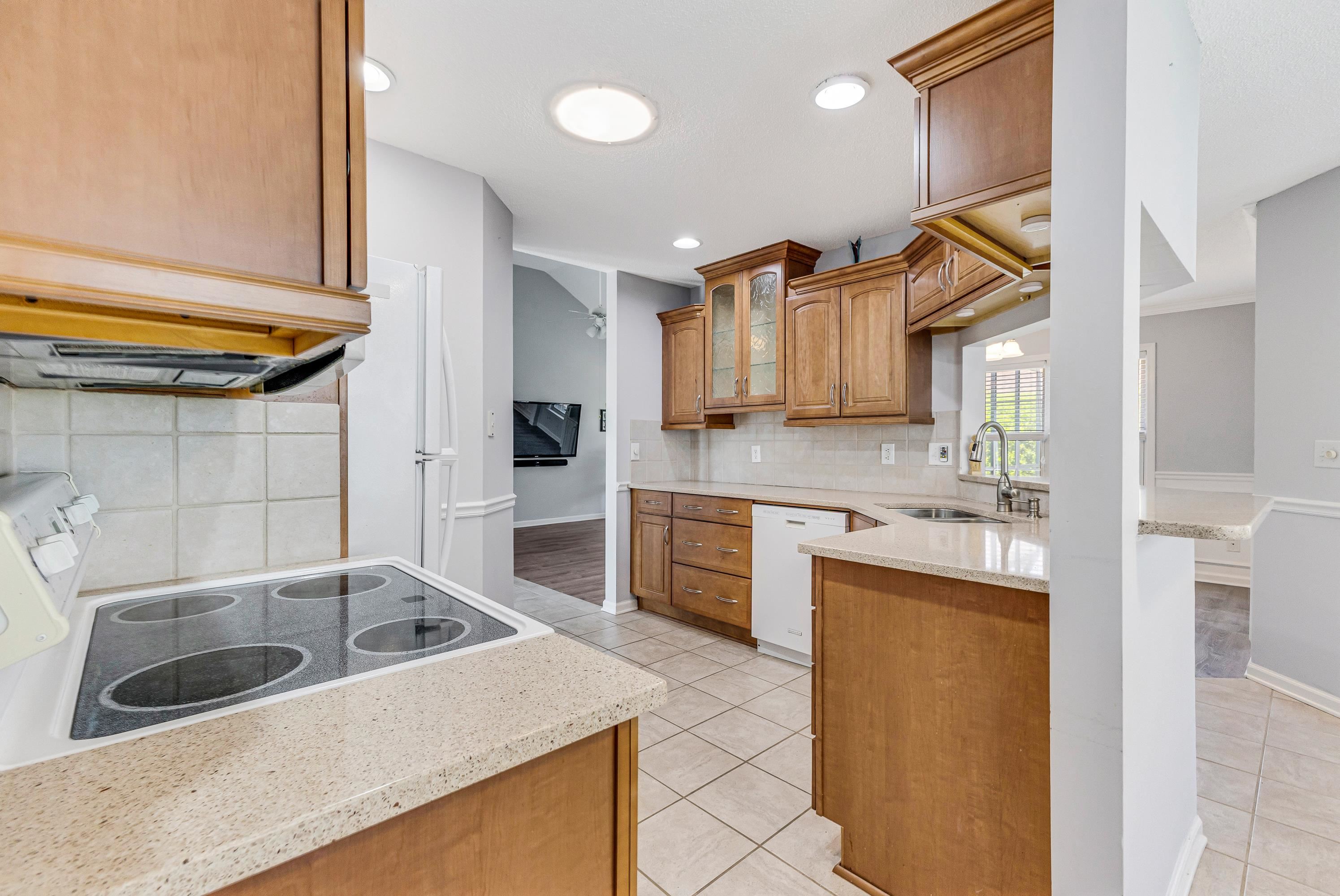 418 Hampton St. Property Photo 18