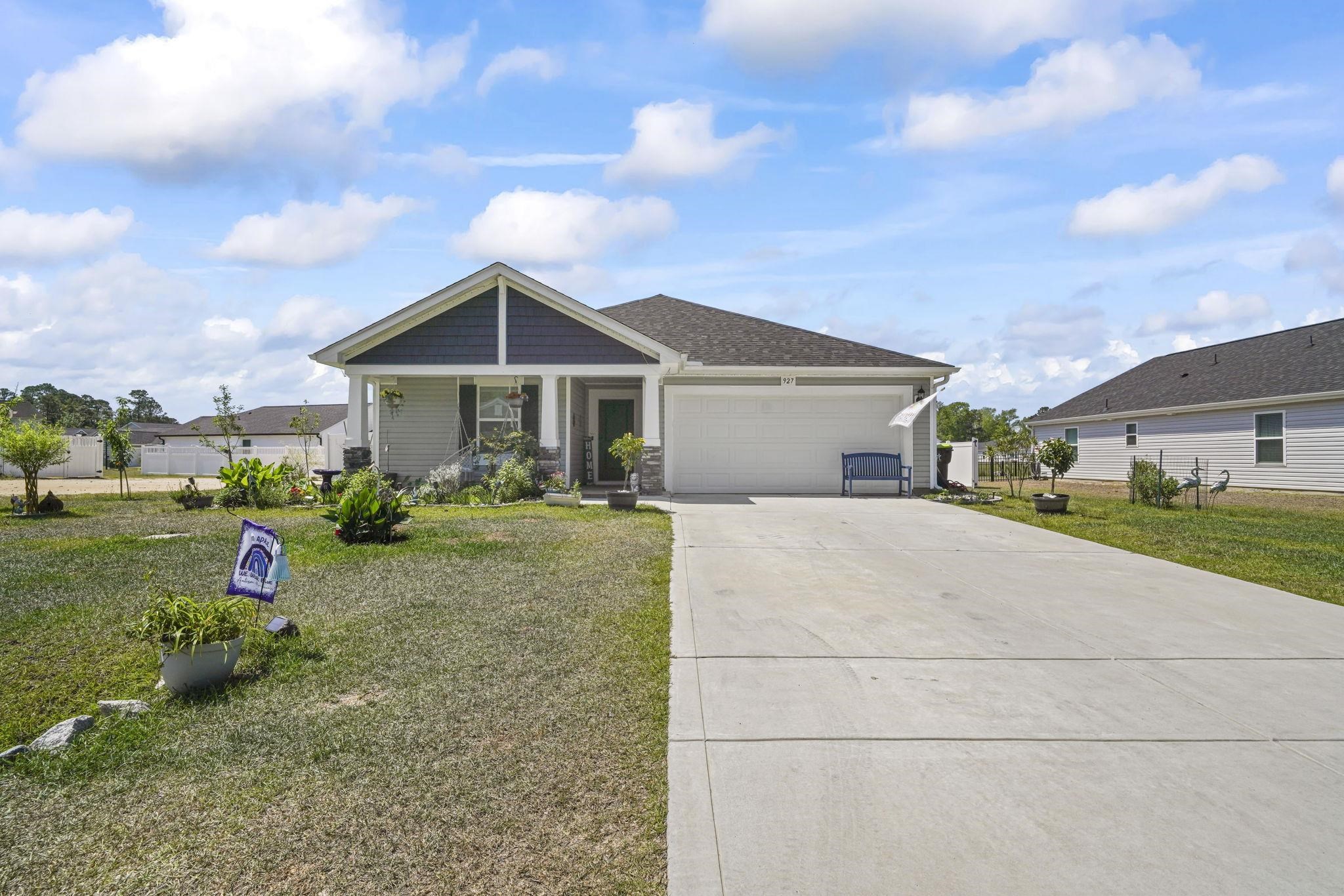 927 Cherrystone Loop Property Photo 1
