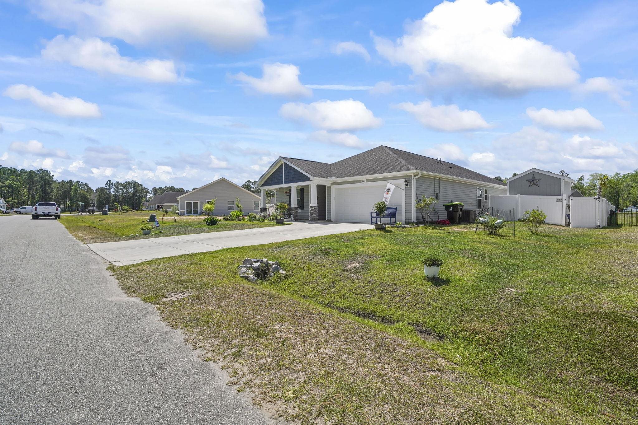927 Cherrystone Loop Property Photo 31