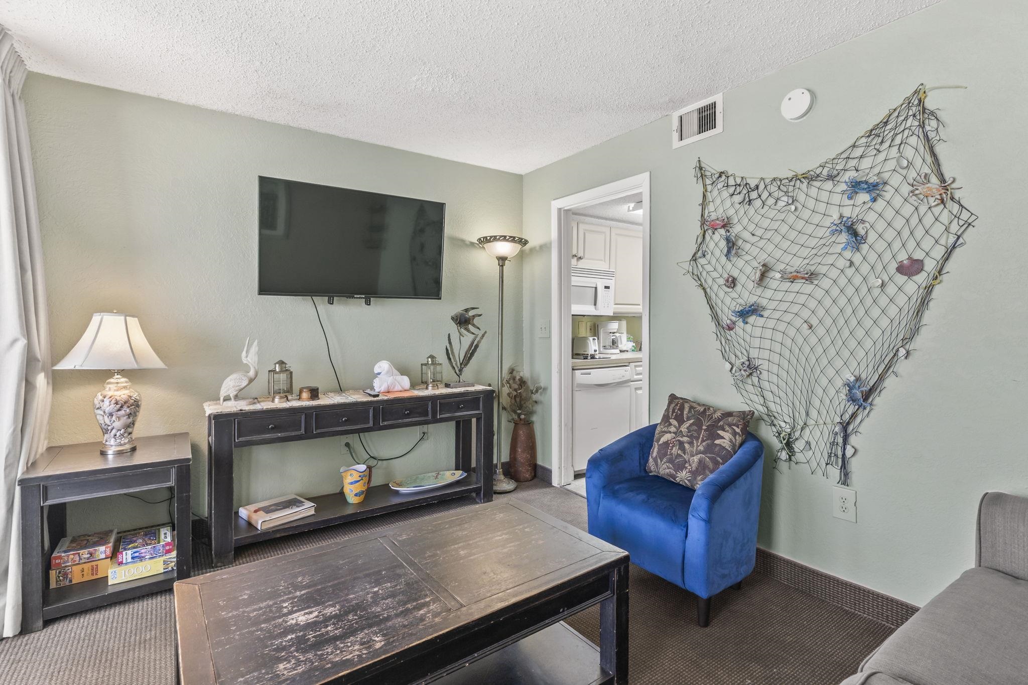 201 74th Ave. N Property Photo 6