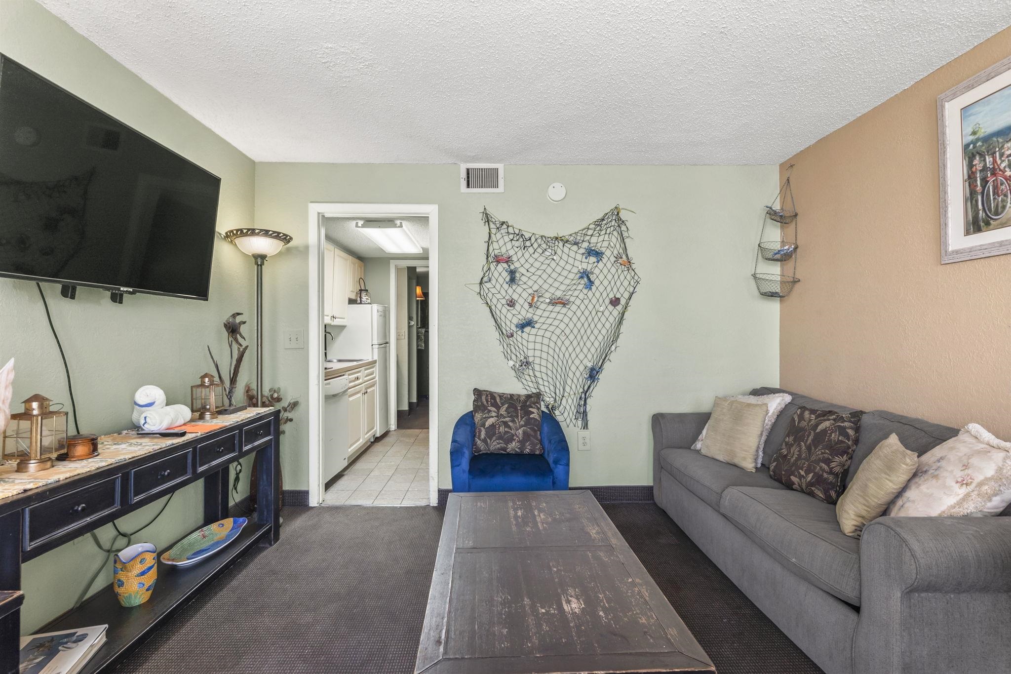 201 74th Ave. N Property Photo 8
