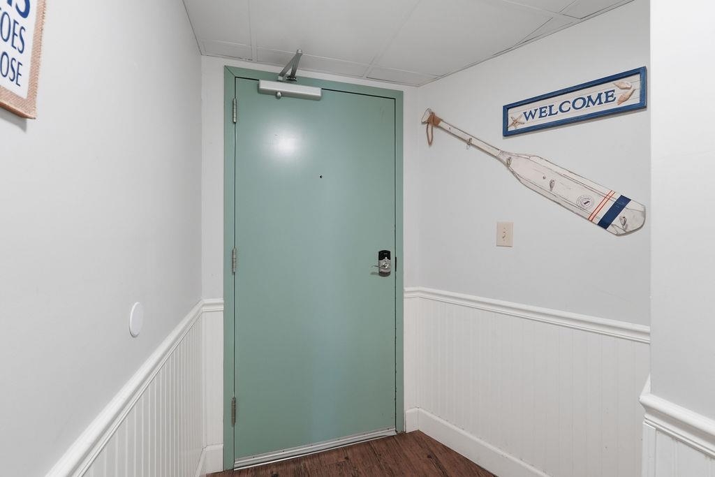 201 74th Ave. N Property Photo 3