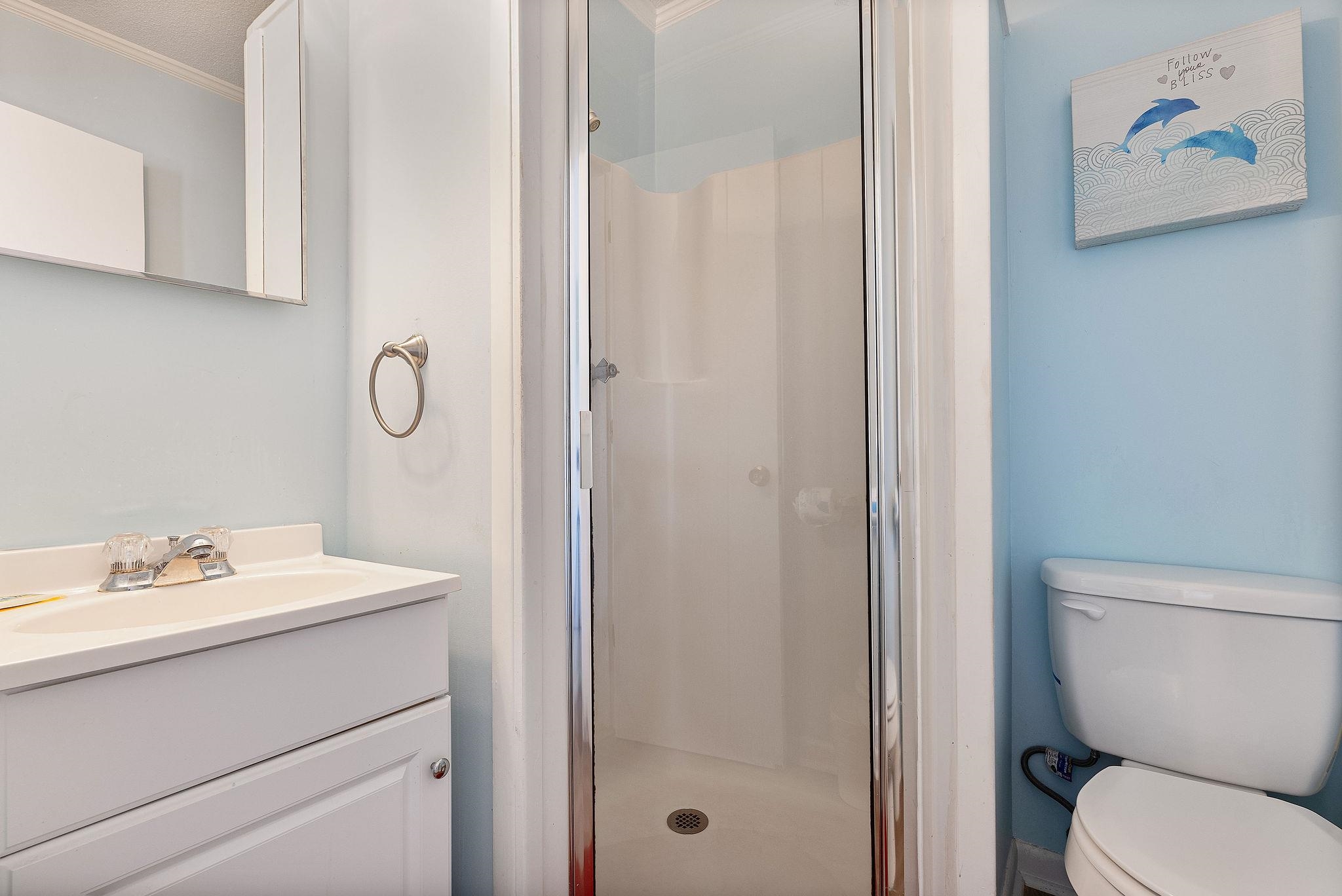 9540 Shore Dr. Property Photo 20