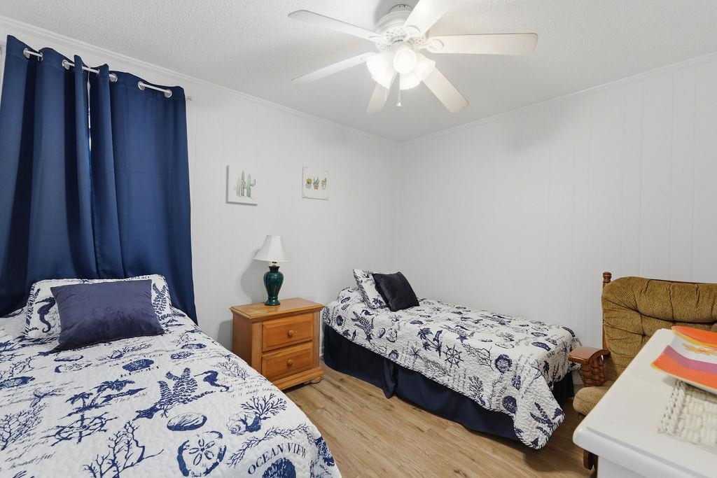 9540 Shore Dr. Property Photo 21