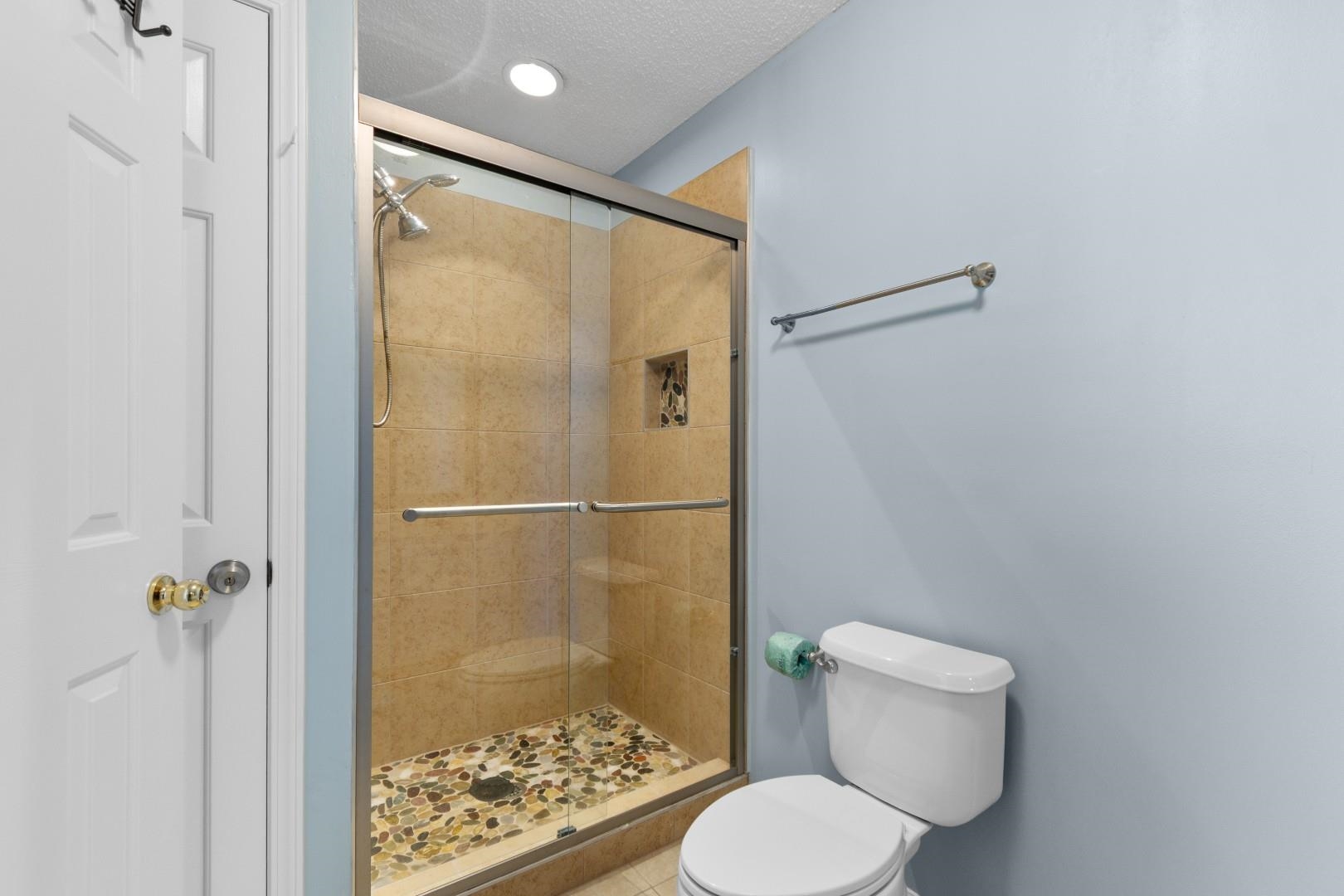 114 N Oak St. Property Photo 16