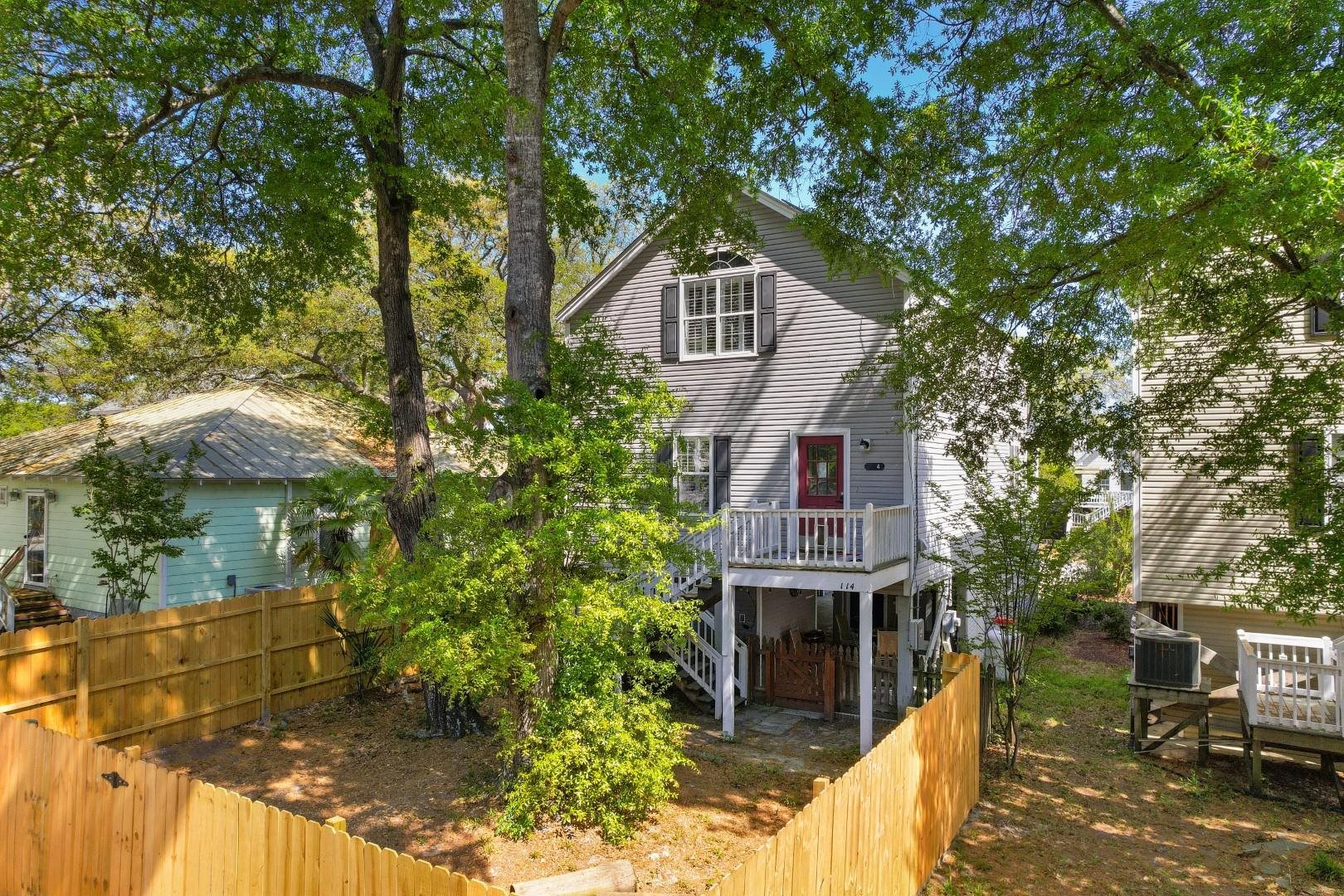 114 N Oak St. Property Photo 38