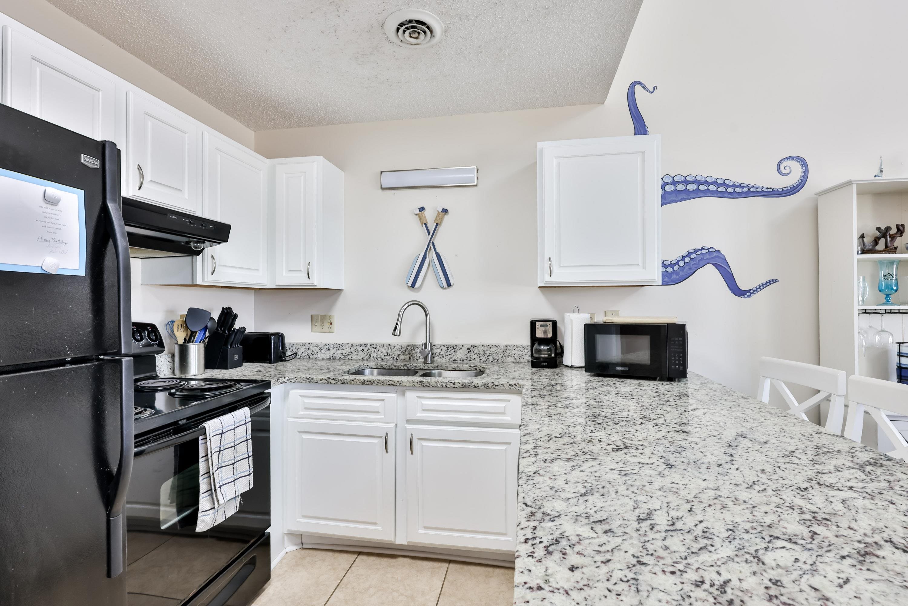 1880 Auburn Ln. Property Photo 10