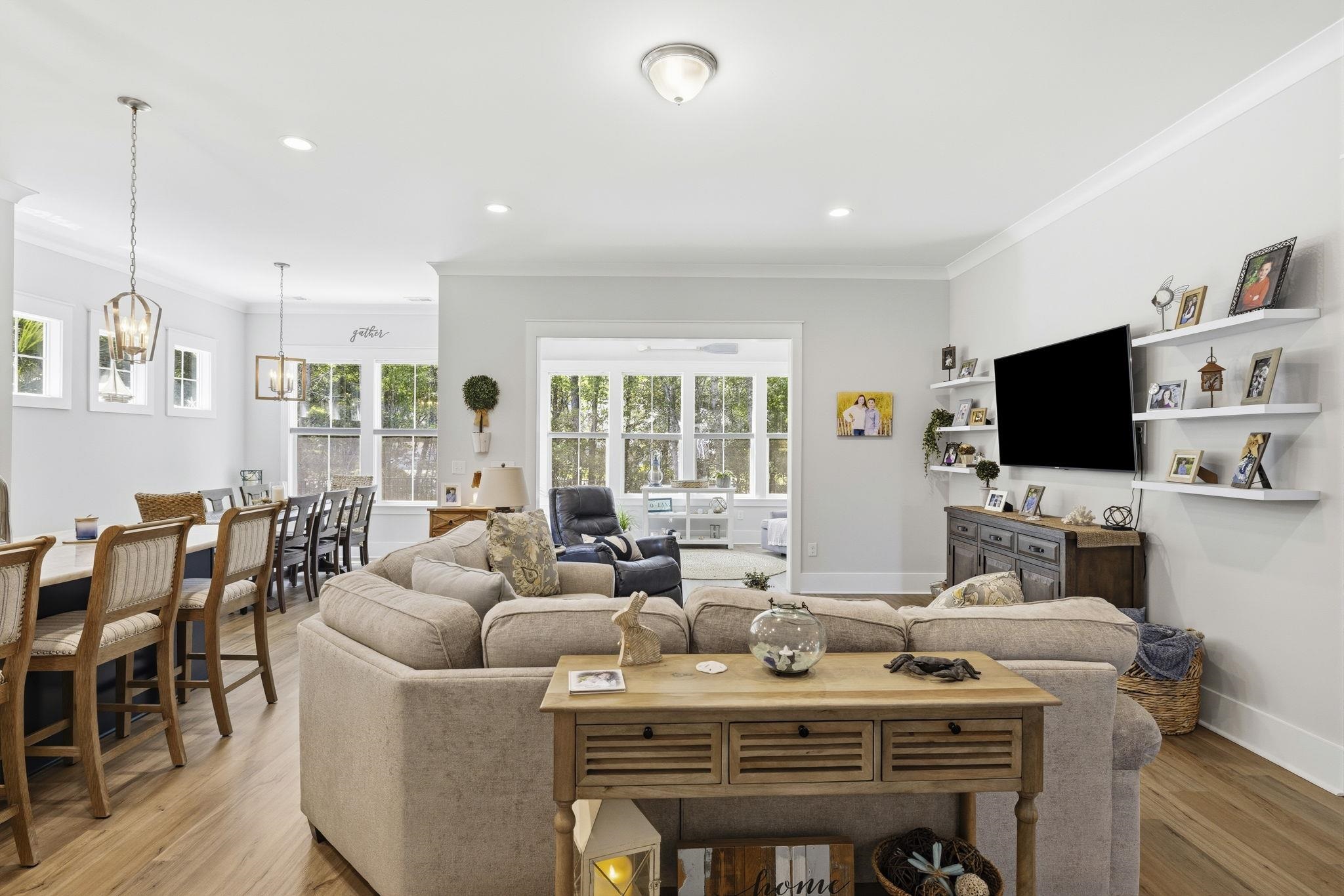 402 Bumble Circle Property Photo 12