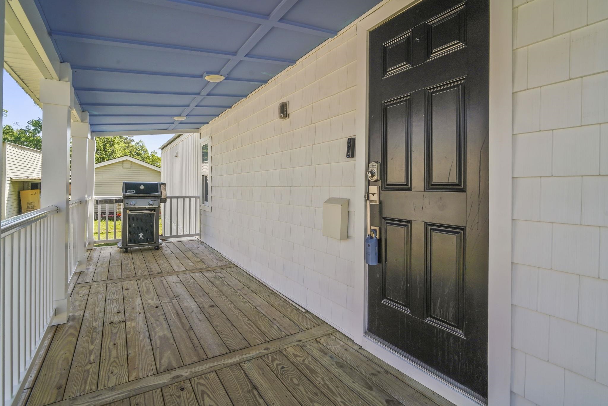 313 Cara Mia Ct Property Photo 2