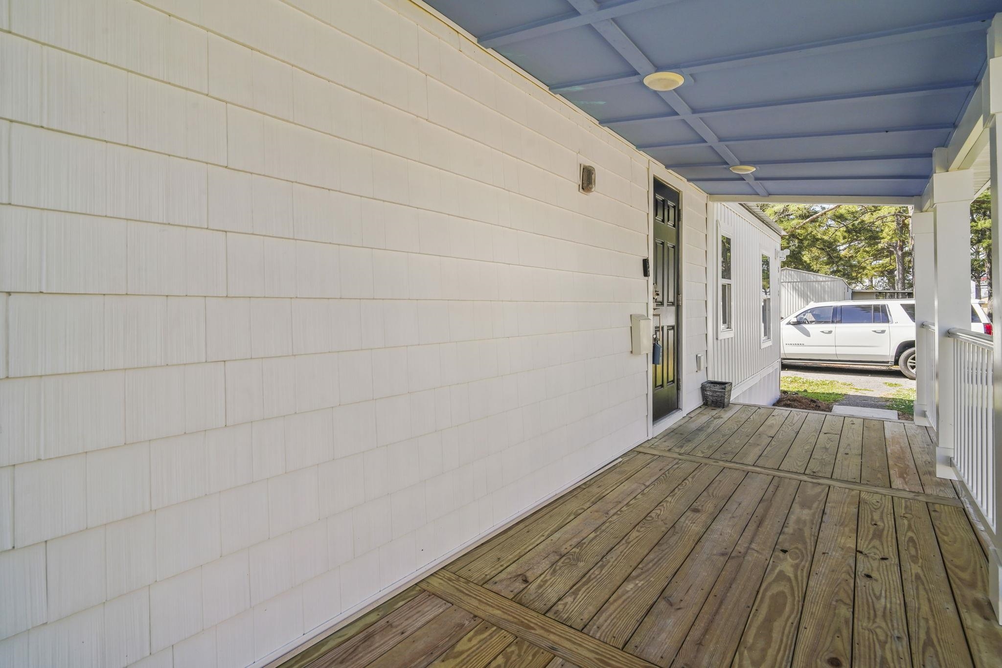 313 Cara Mia Ct Property Photo 3