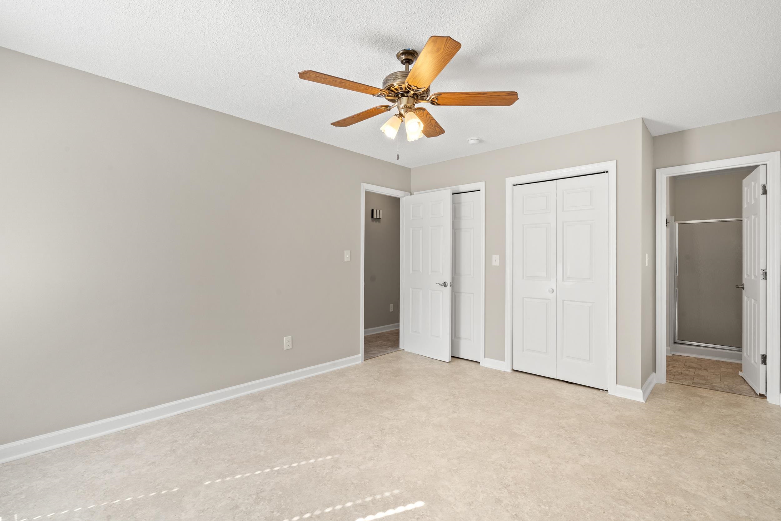 736 Millers Rd. Property Photo 14