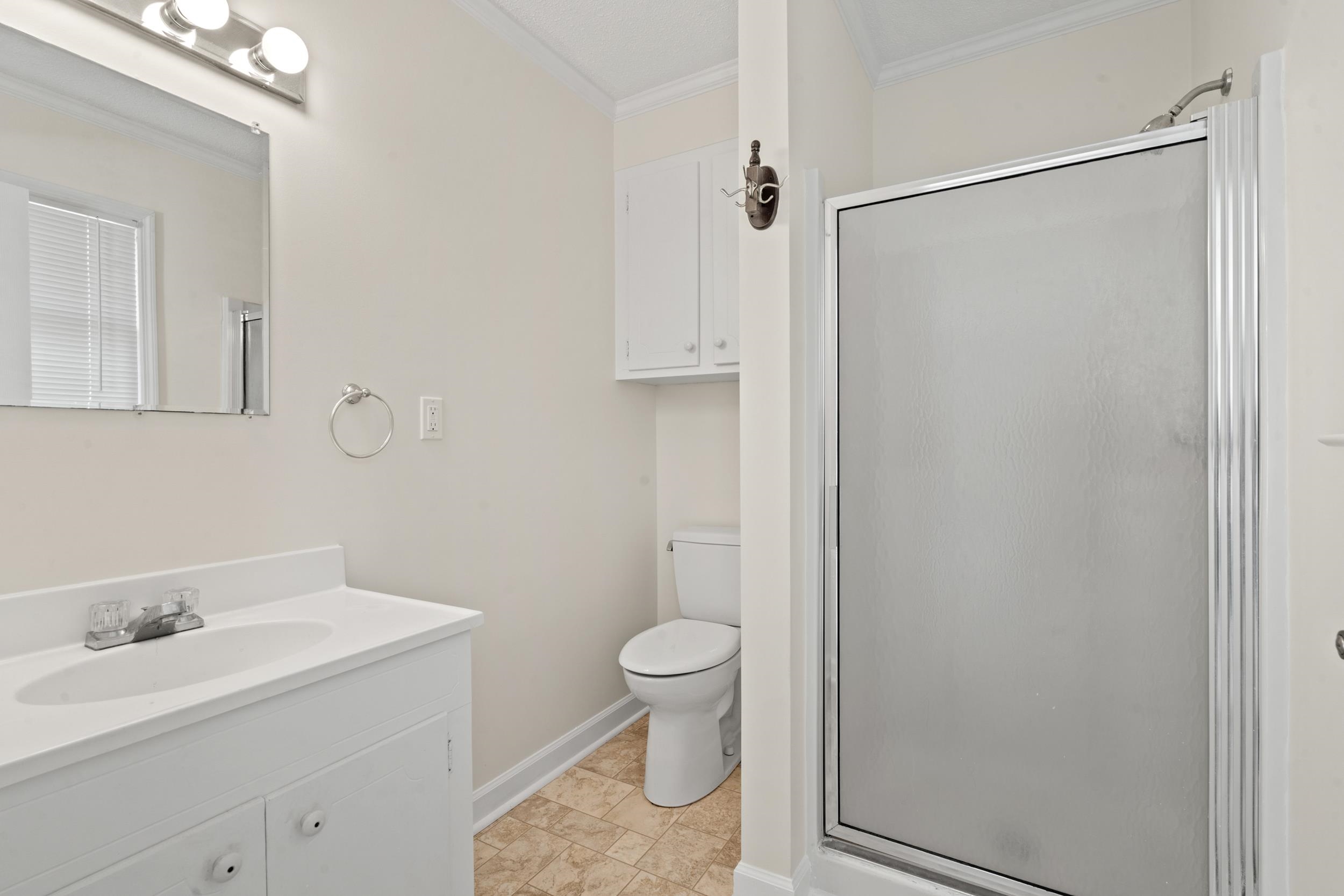 736 Millers Rd. Property Photo 16