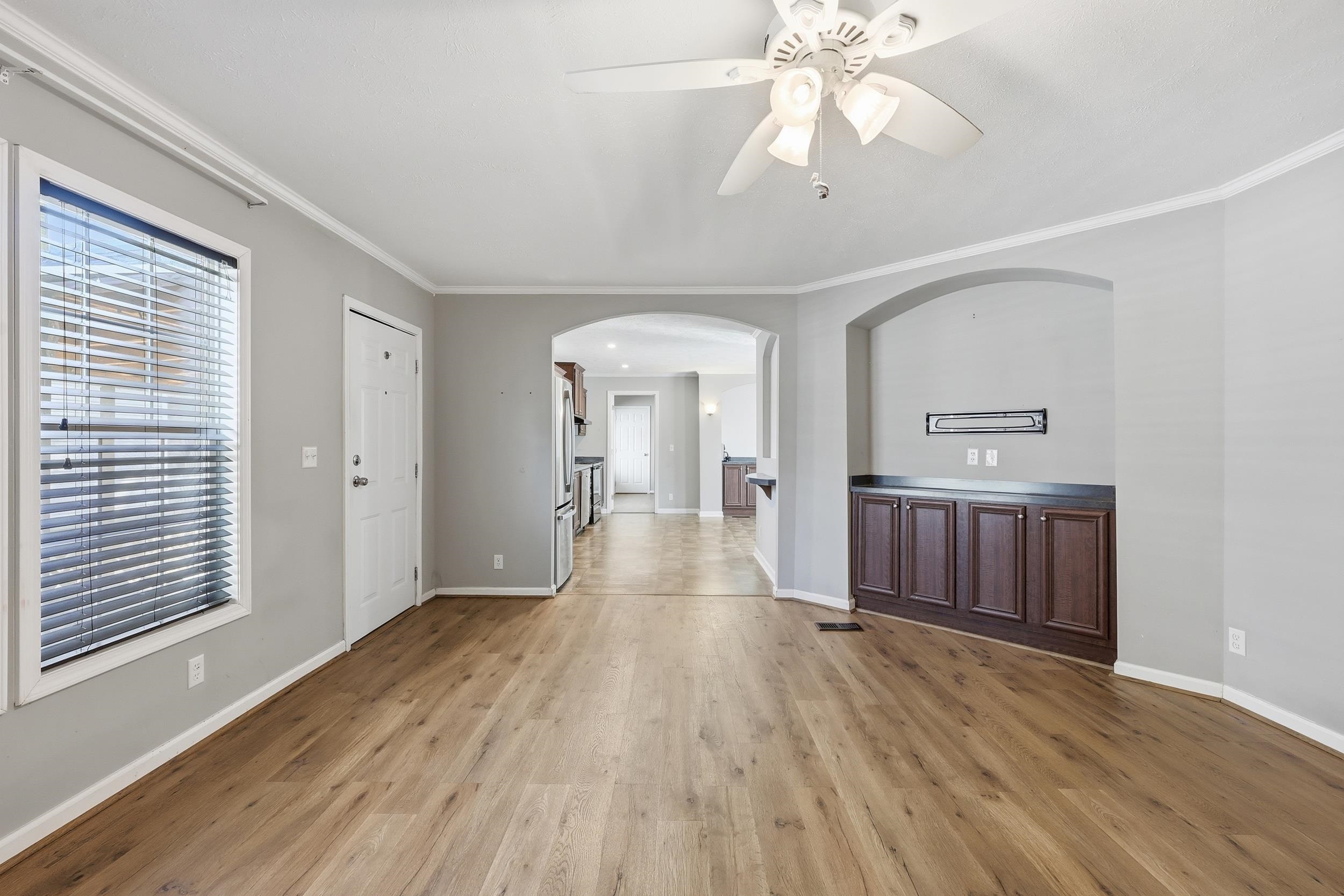 87 Beacon Ct. Property Photo 7