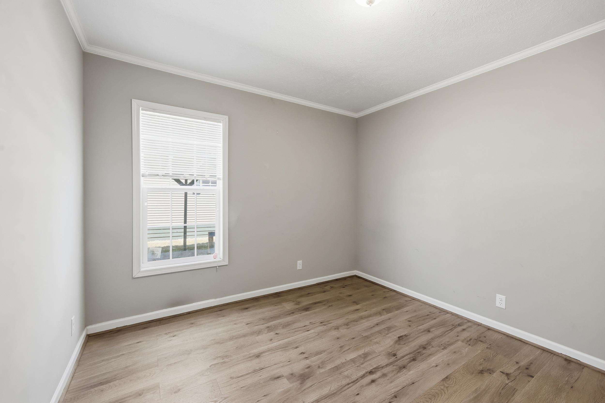 87 Beacon Ct. Property Photo 15