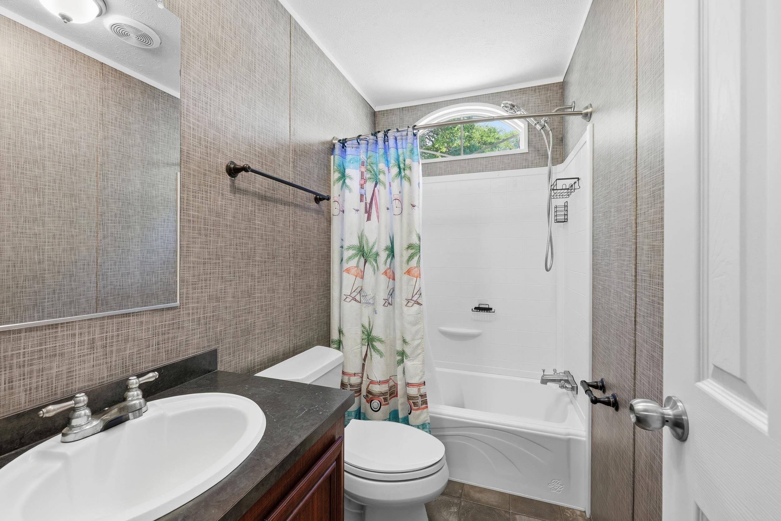 87 Beacon Ct. Property Photo 17