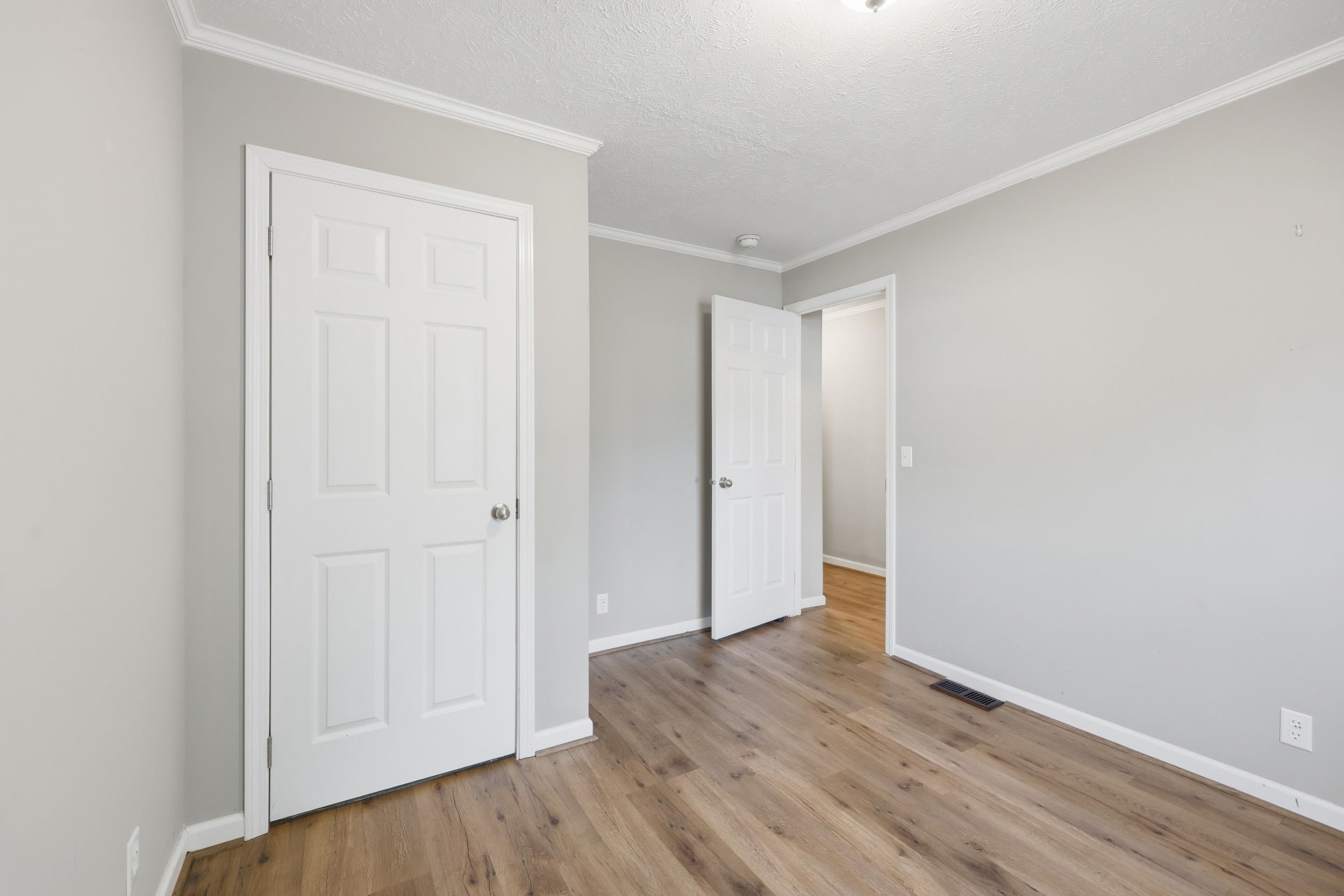 87 Beacon Ct. Property Photo 19