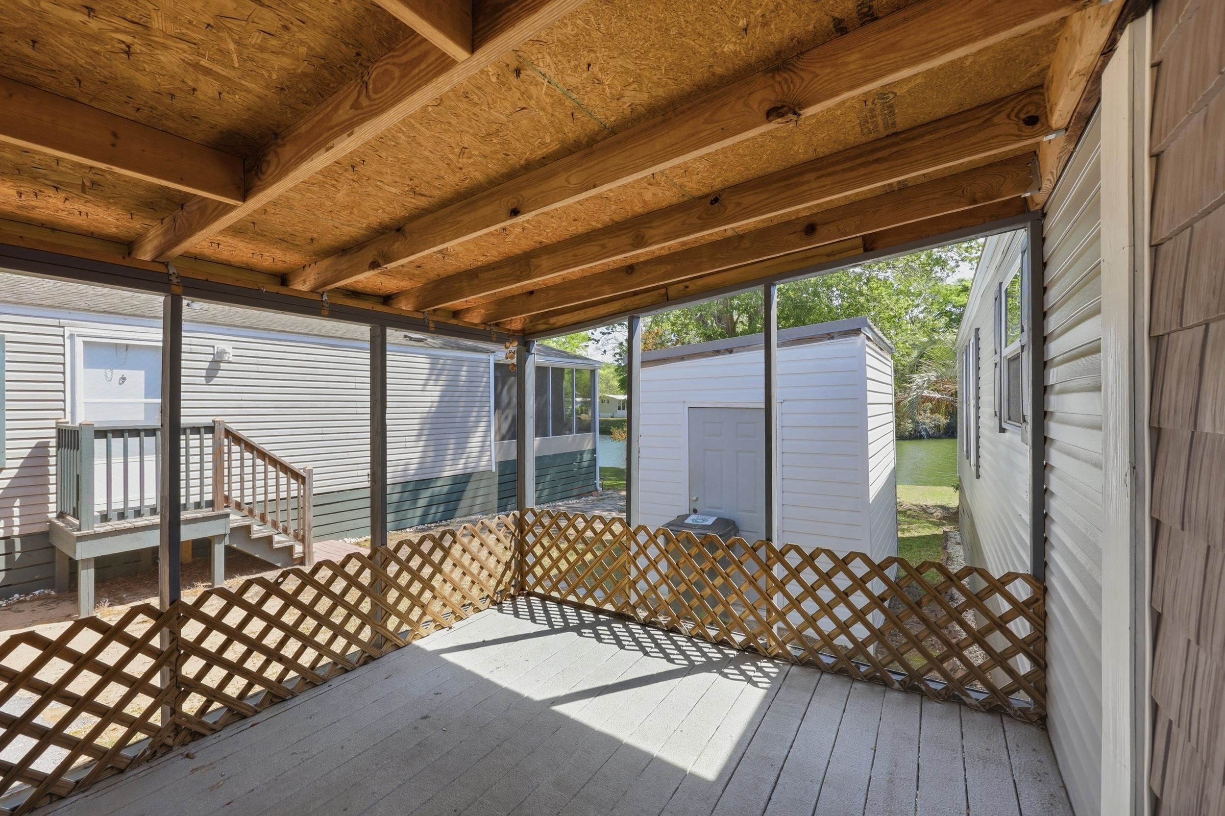 87 Beacon Ct. Property Photo 21
