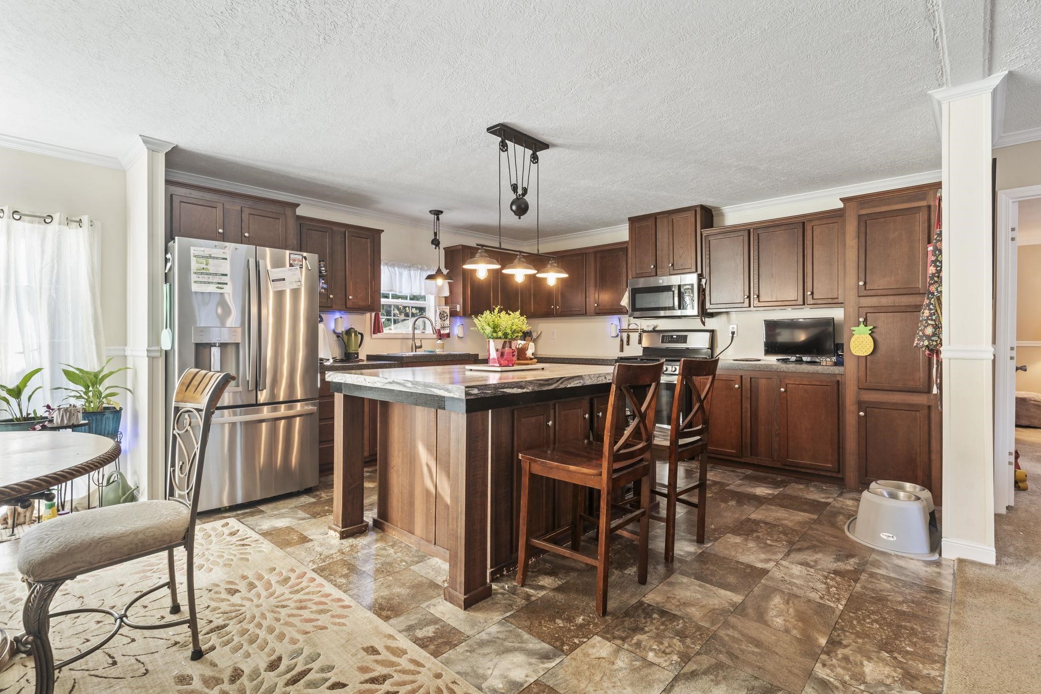 3806 Highway 472 Property Photo 4