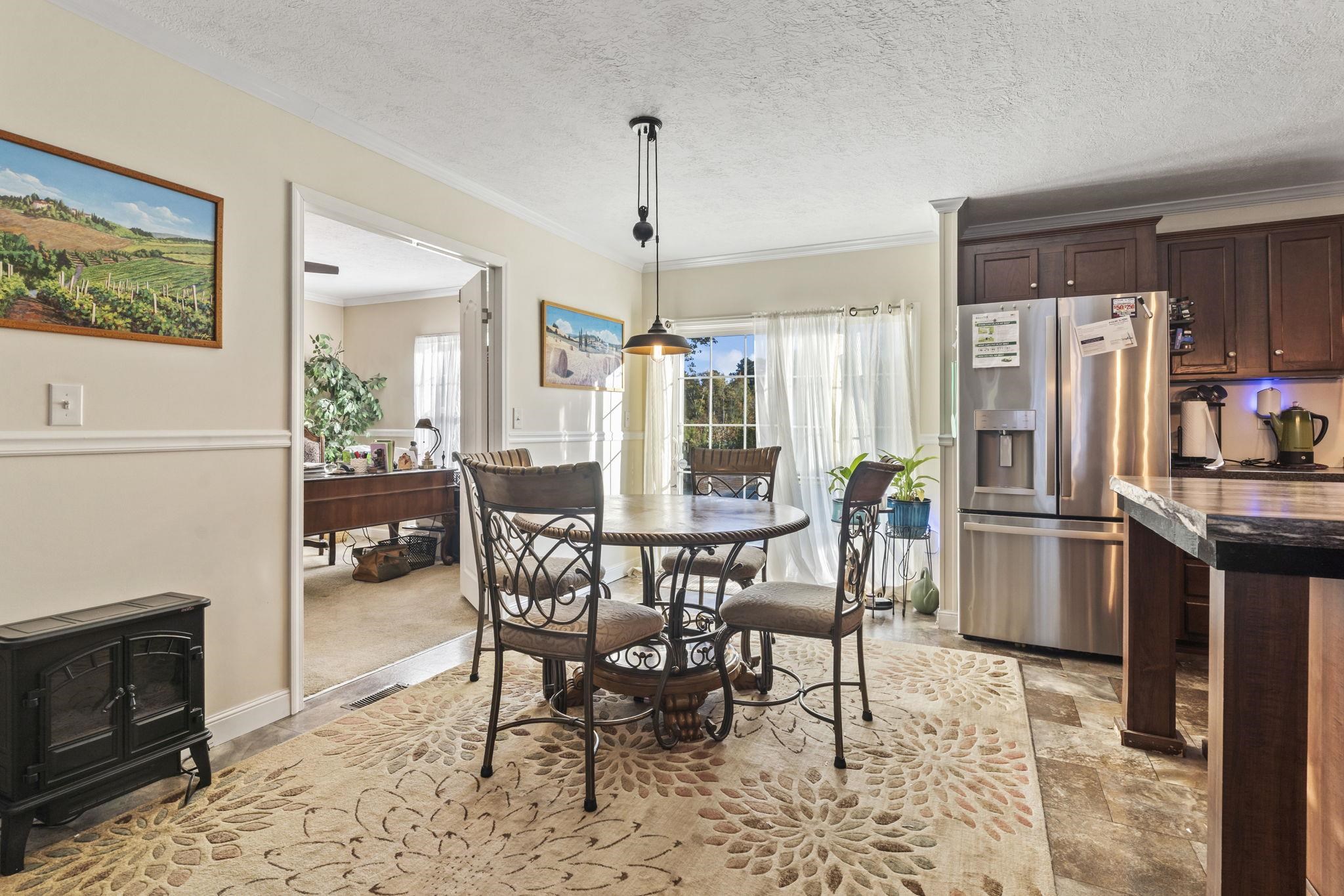 3806 Highway 472 Property Photo 9