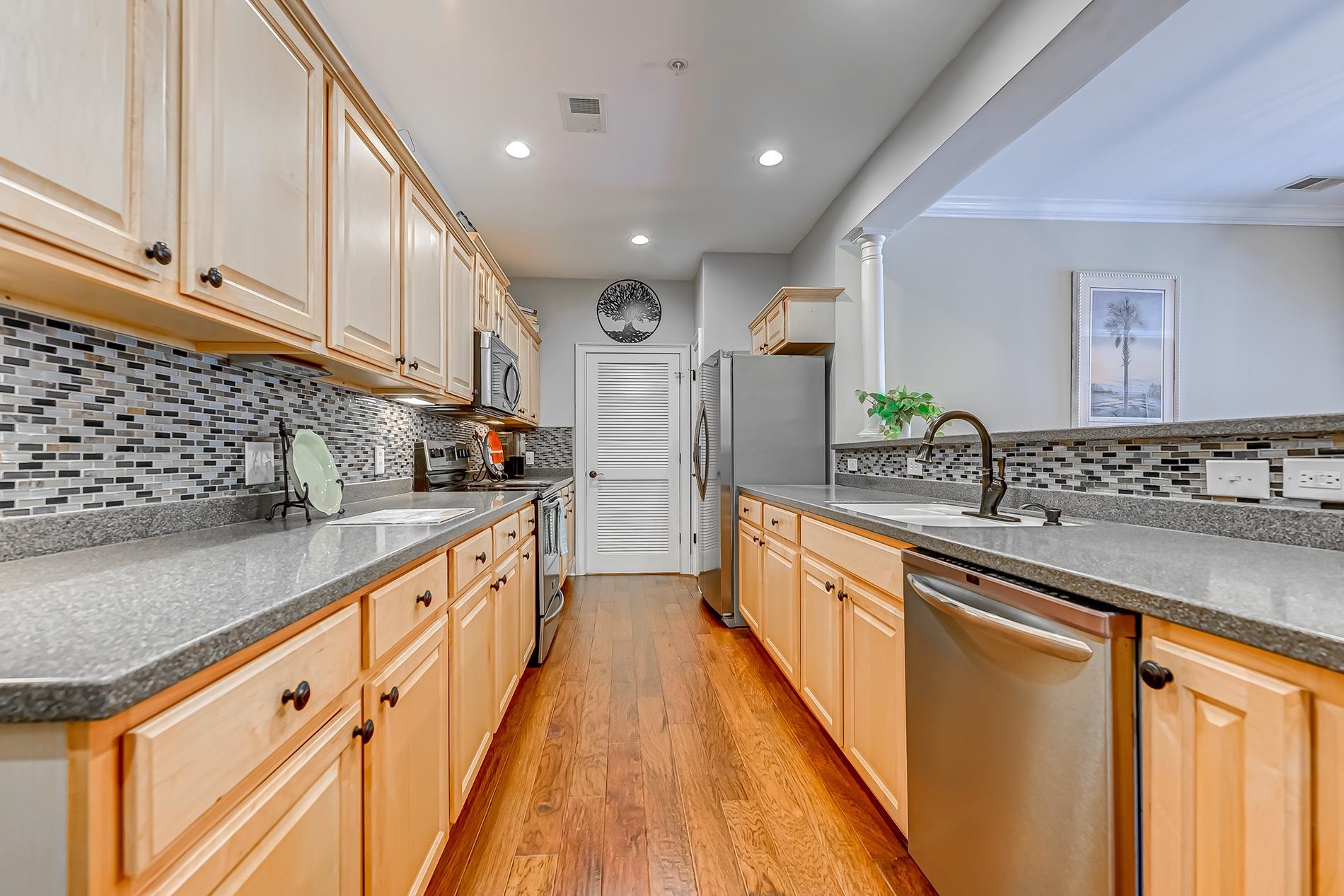2180 Waterview Dr. Property Photo 8