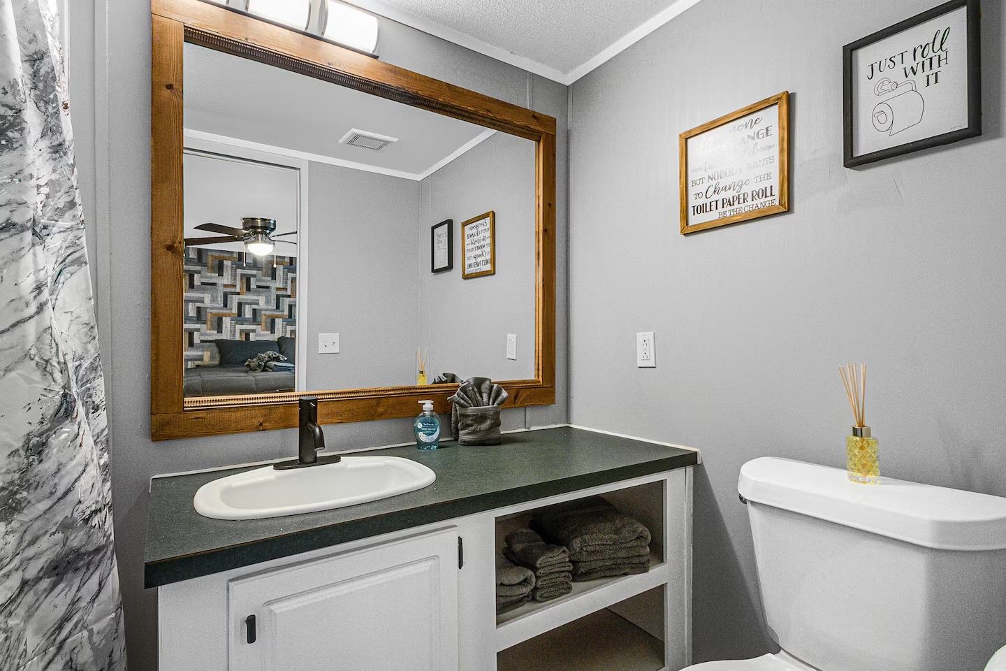 4518 Heron St. Property Photo 11