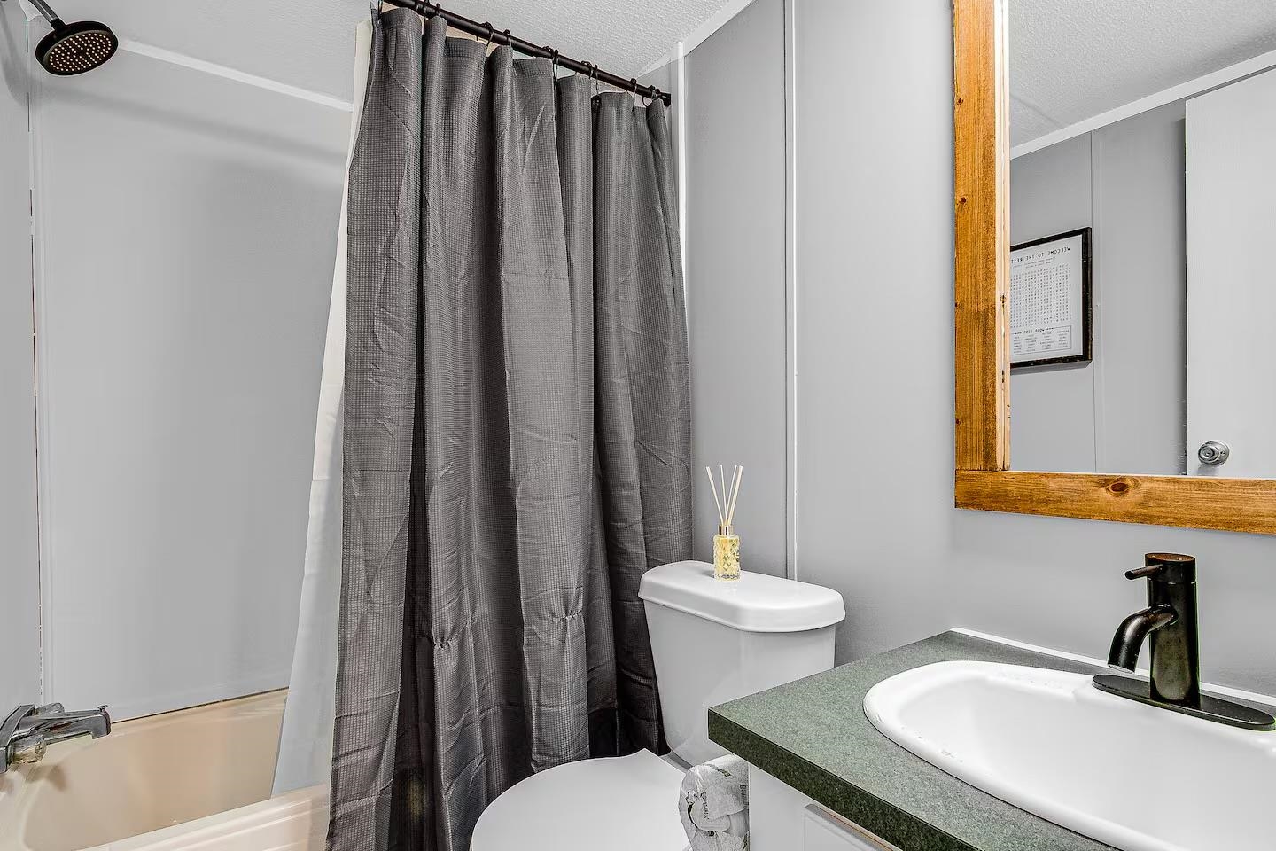 4518 Heron St. Property Photo 14