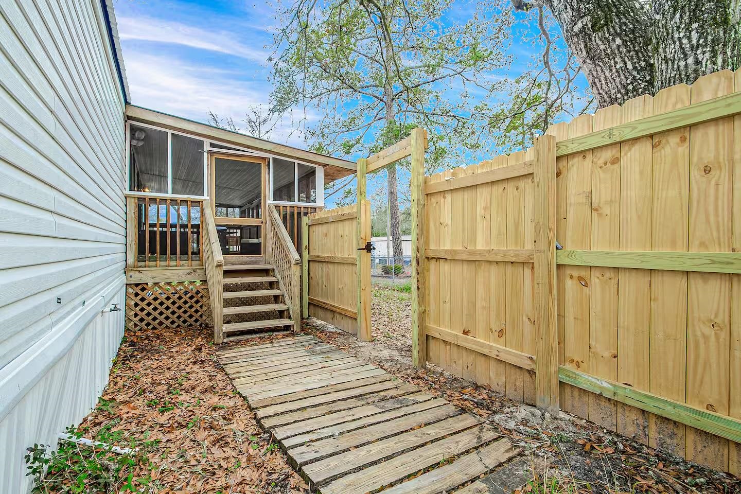 4518 Heron St. Property Photo 18