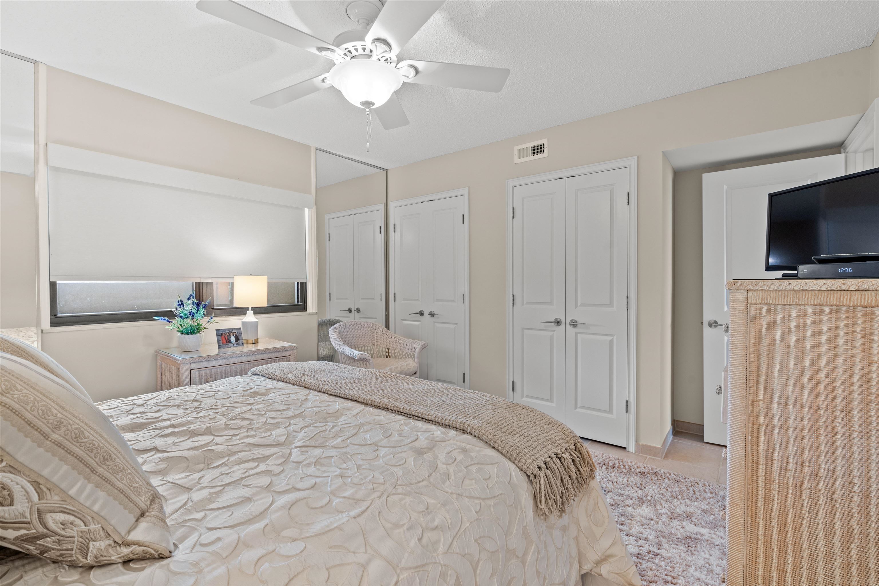 10200 Beach Club Dr. Property Photo 26