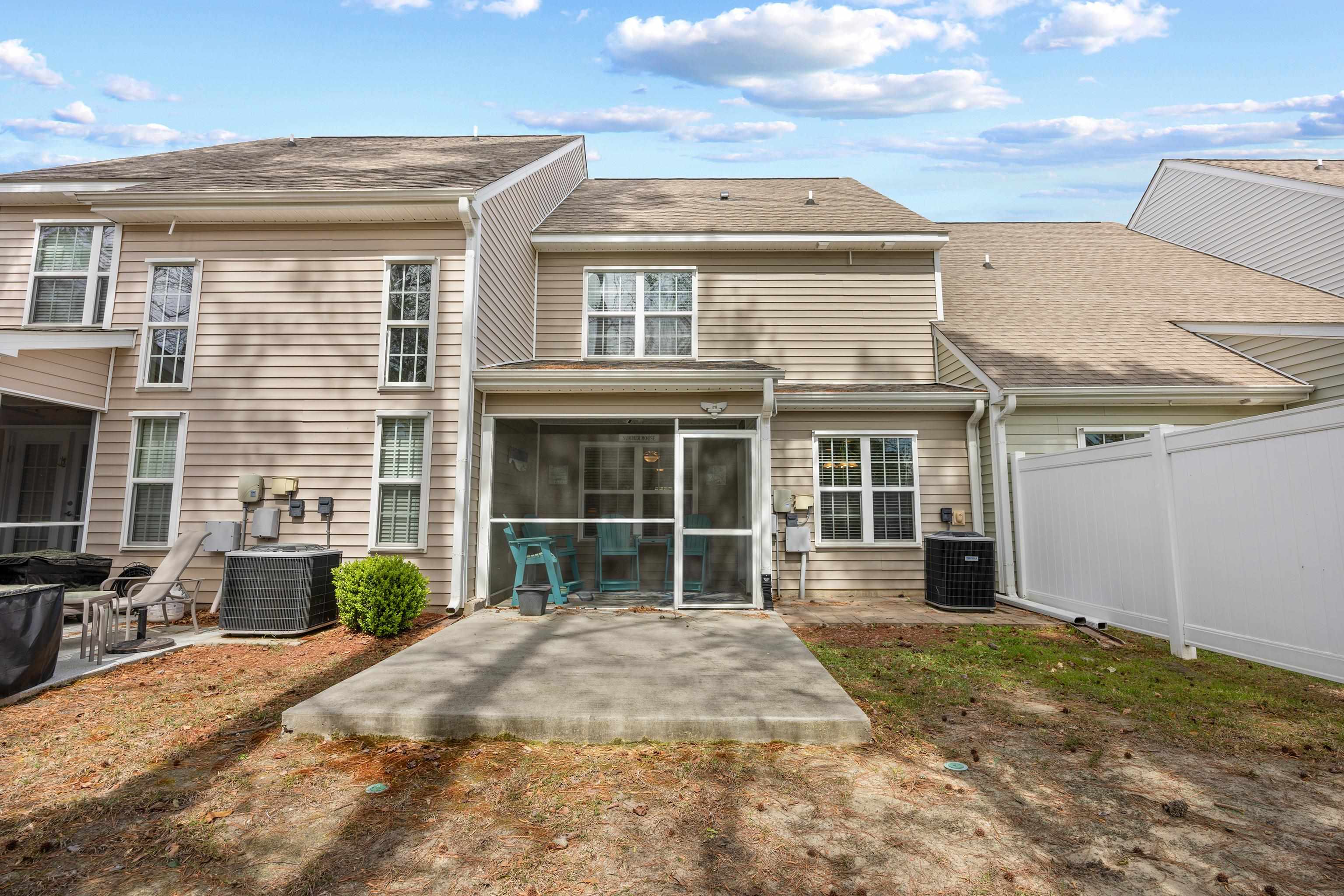 515 Riverward Dr. Property Photo 32