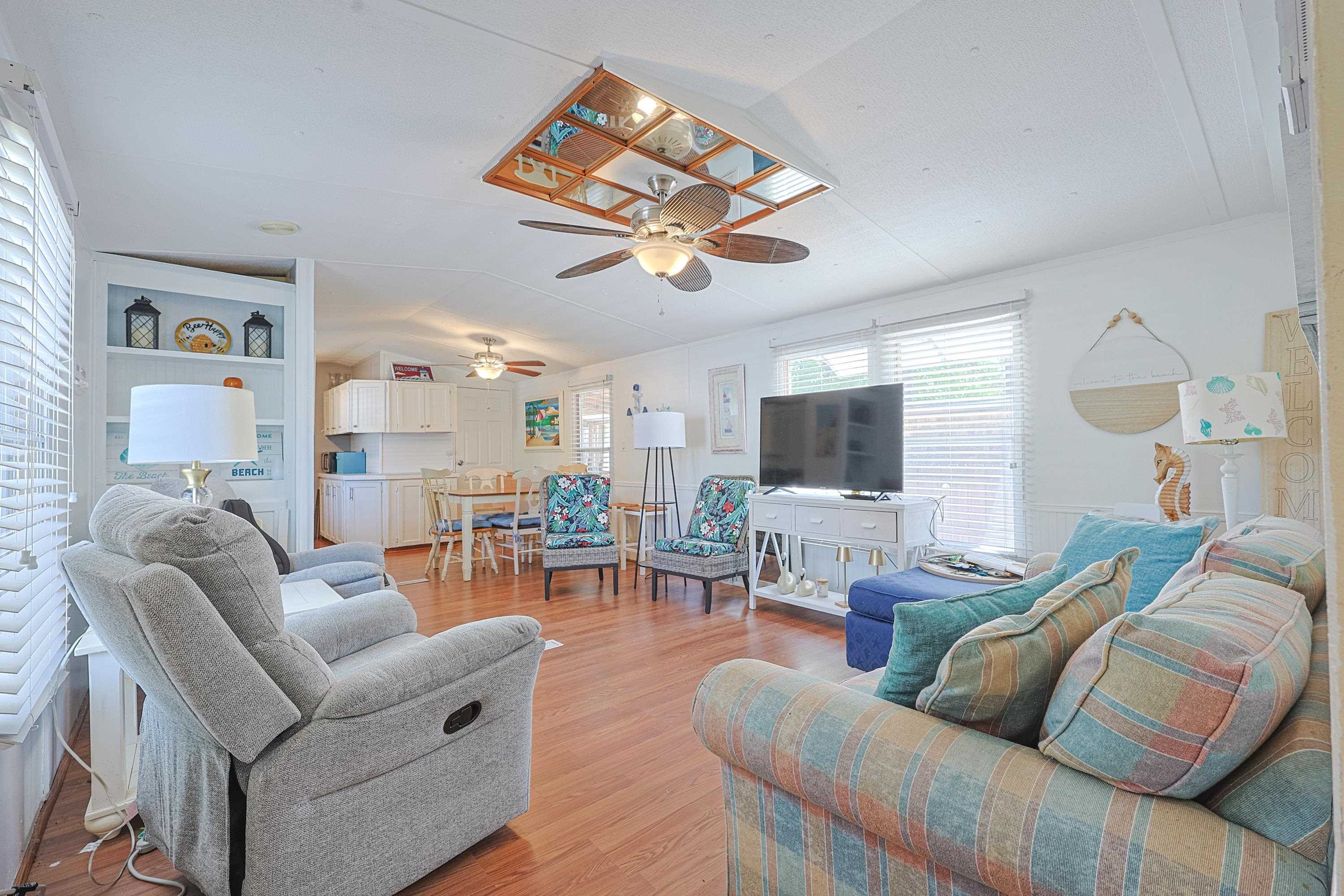 11 Spinnaker Ln. Property Photo 2