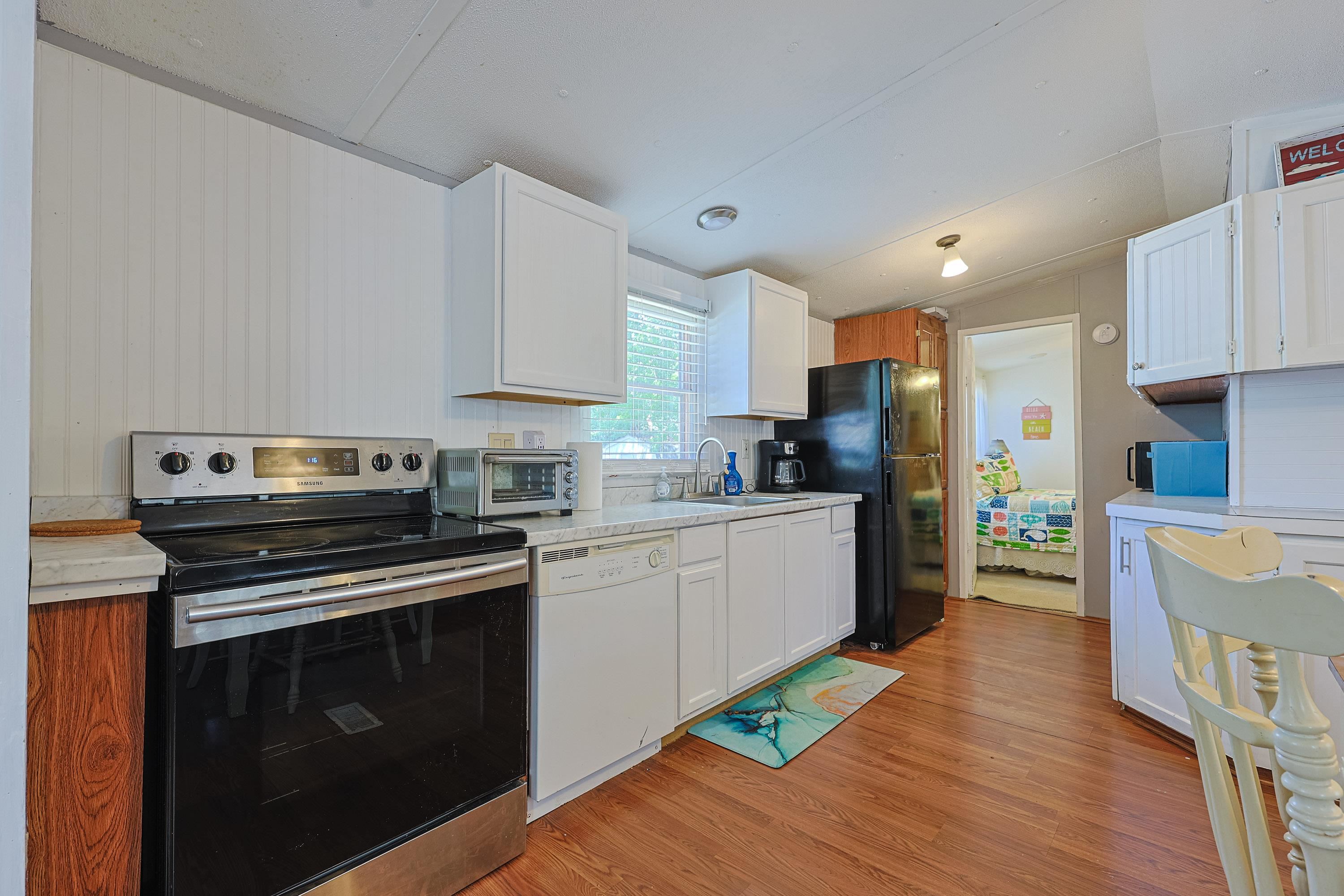 11 Spinnaker Ln. Property Photo 6