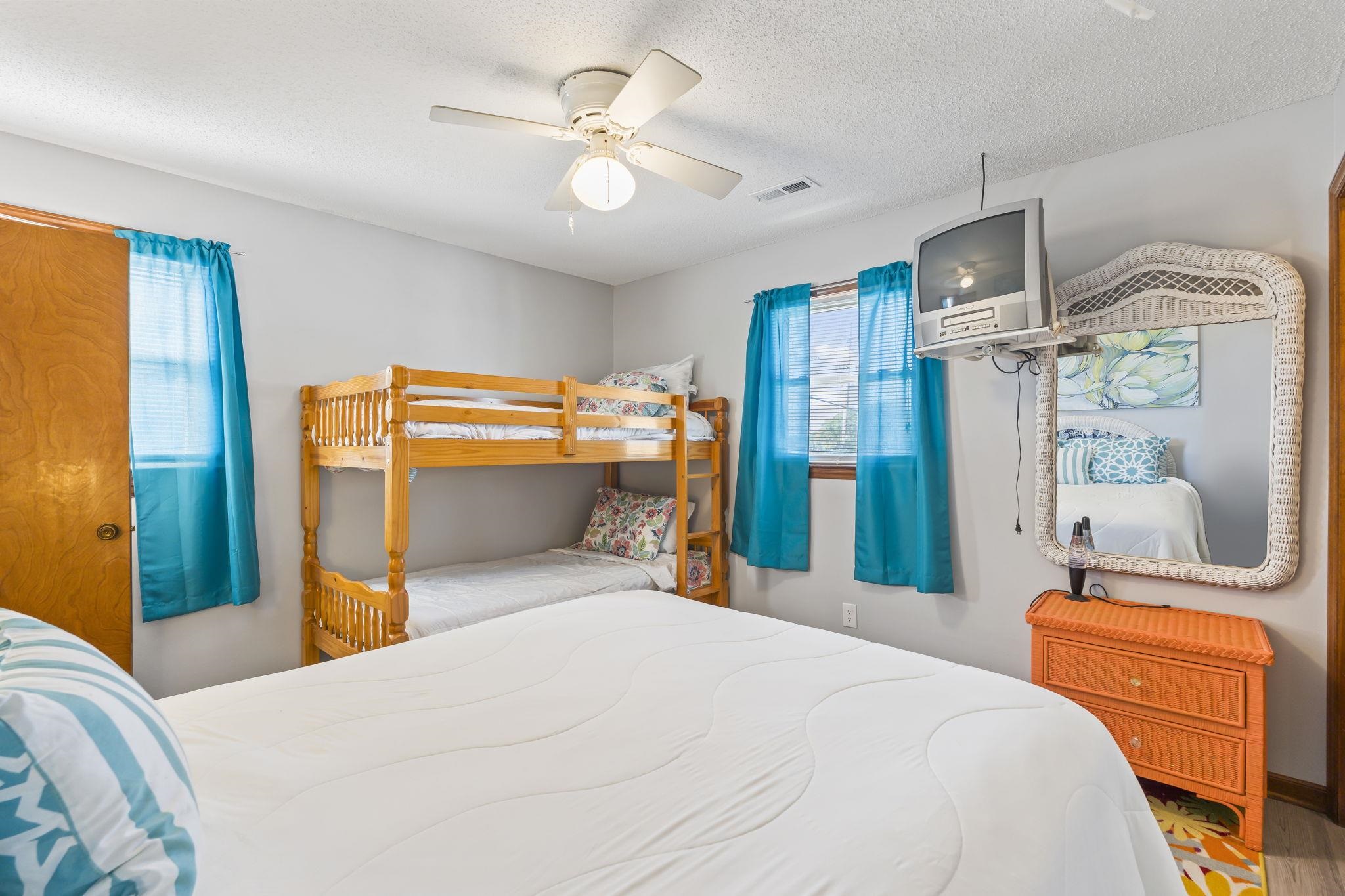 1502 Yaupon Dr. Property Photo 28