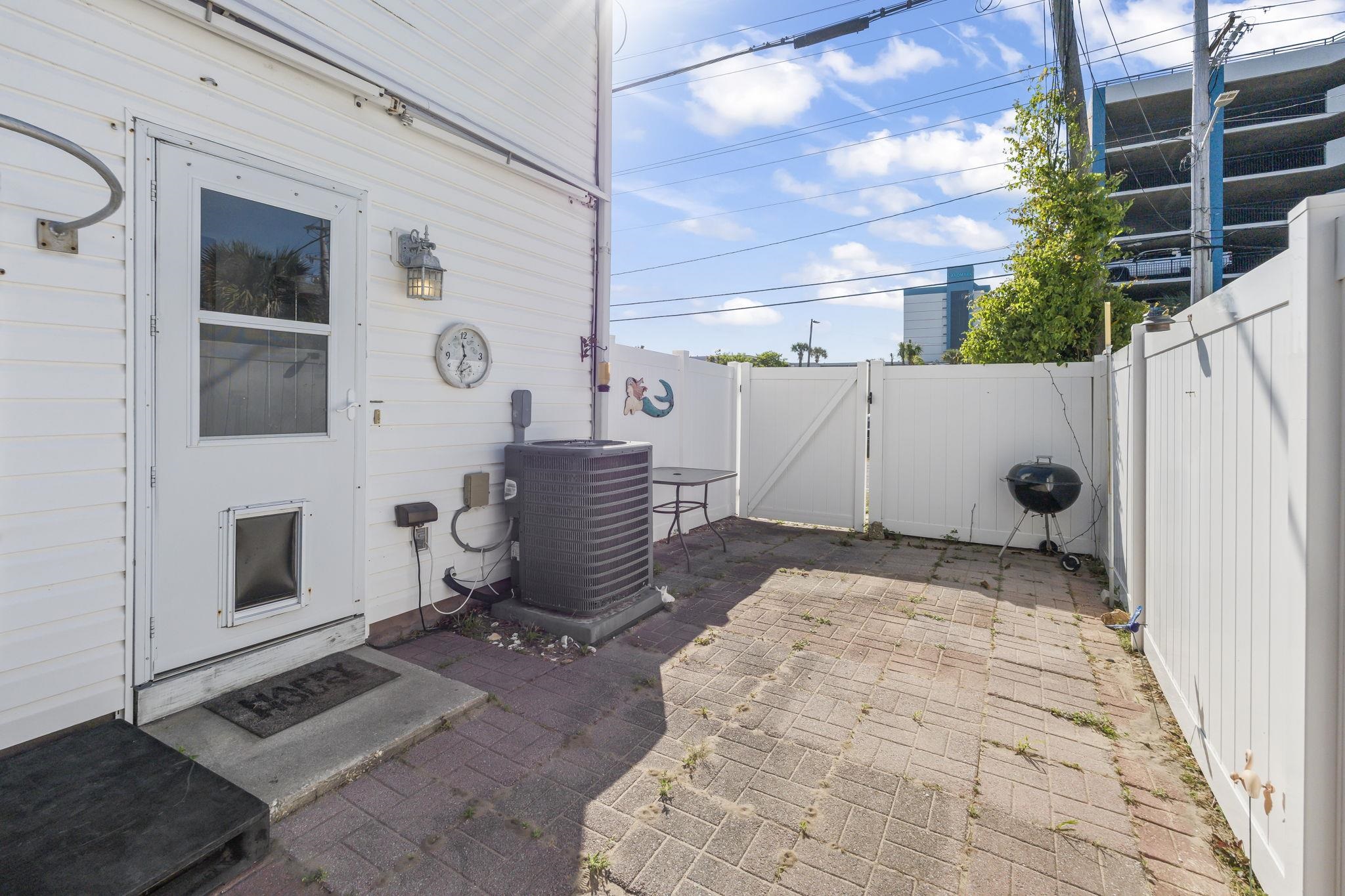 1502 Yaupon Dr. Property Photo 31