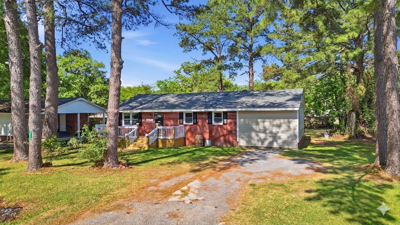 1891 Middleton St. Property Photo 1