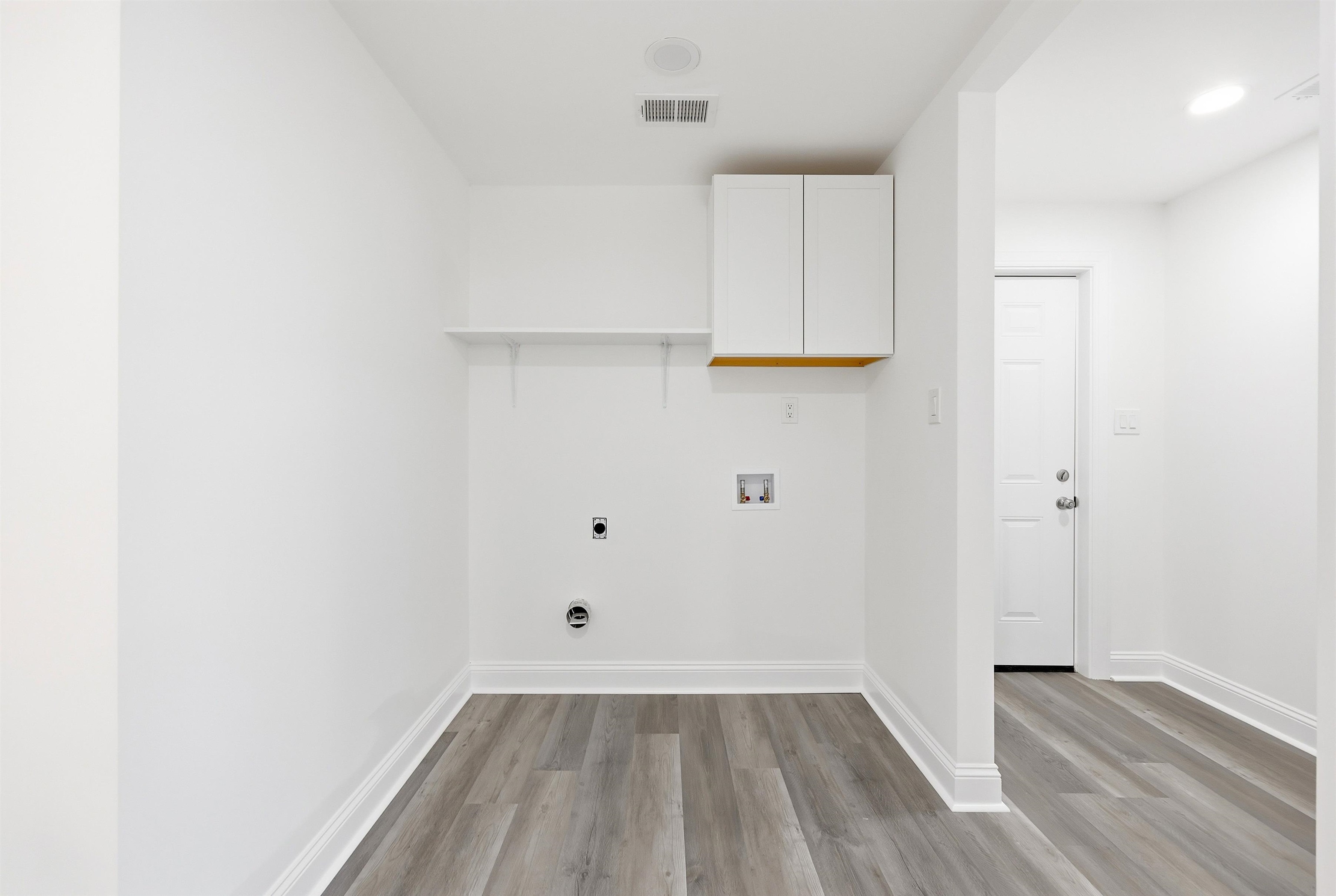 1891 Middleton St. Property Photo 15