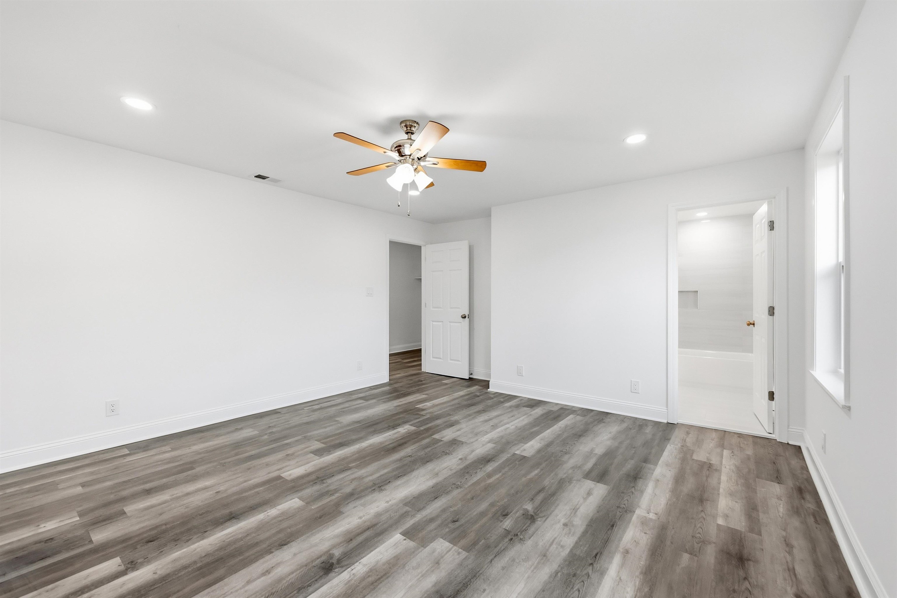 1891 Middleton St. Property Photo 17