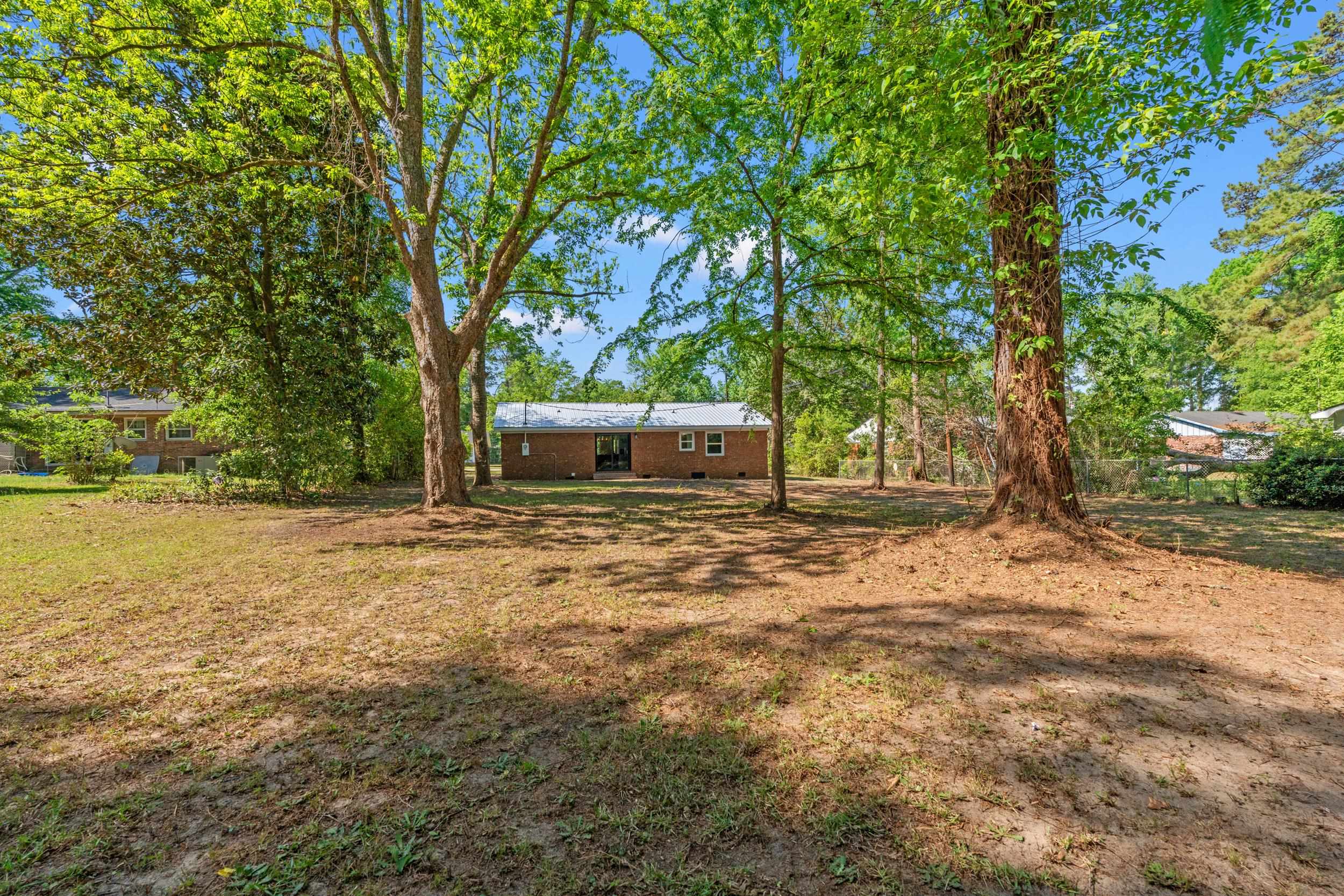 606 Mceachern Heights Property Photo 24