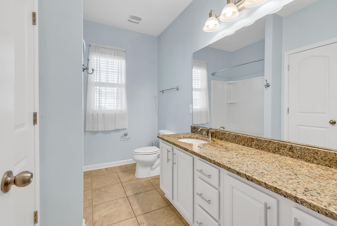380 Palm Lakes Blvd. Property Photo 10