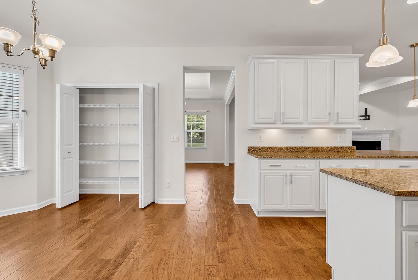 380 Palm Lakes Blvd. Property Photo 22