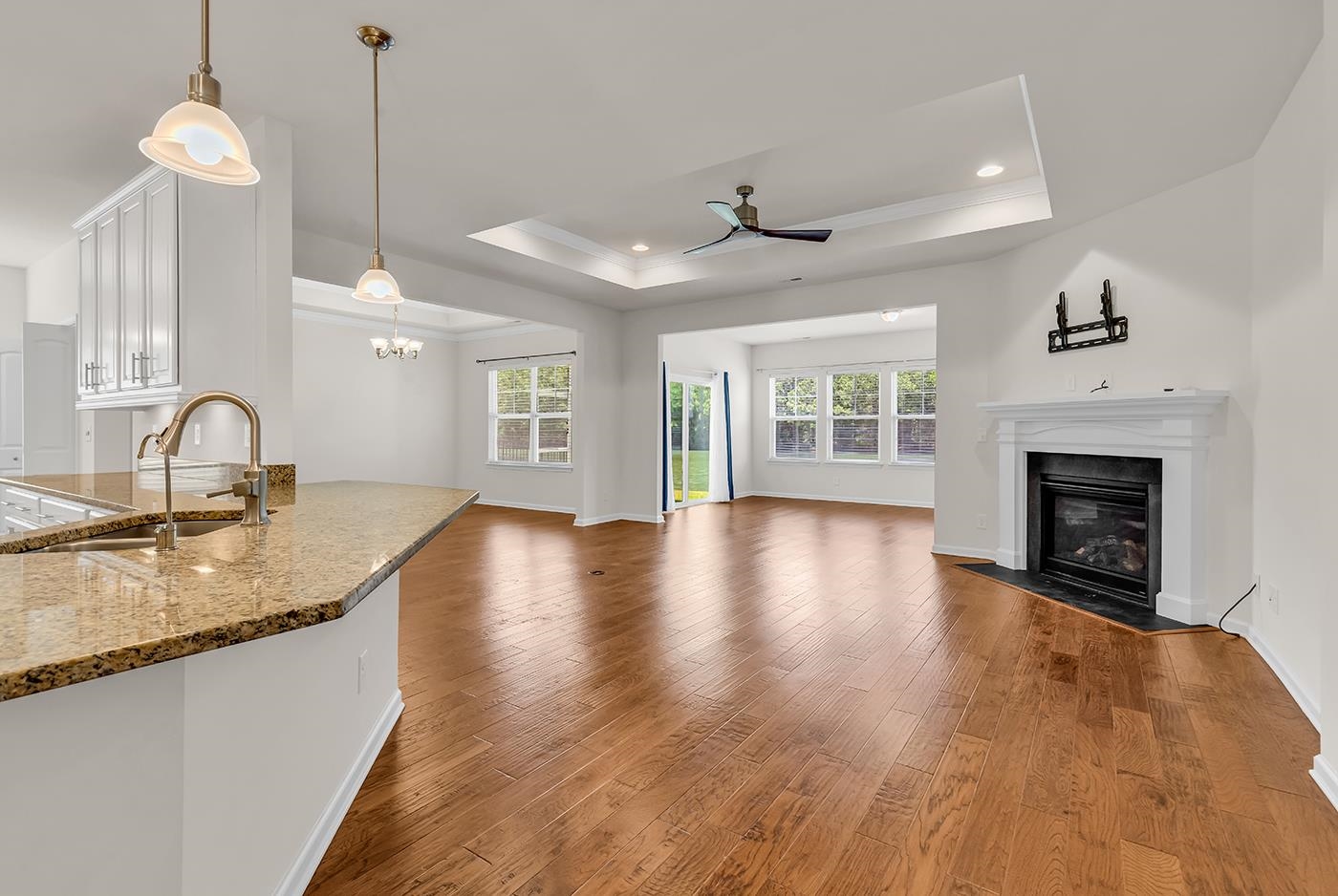 380 Palm Lakes Blvd. Property Photo 27