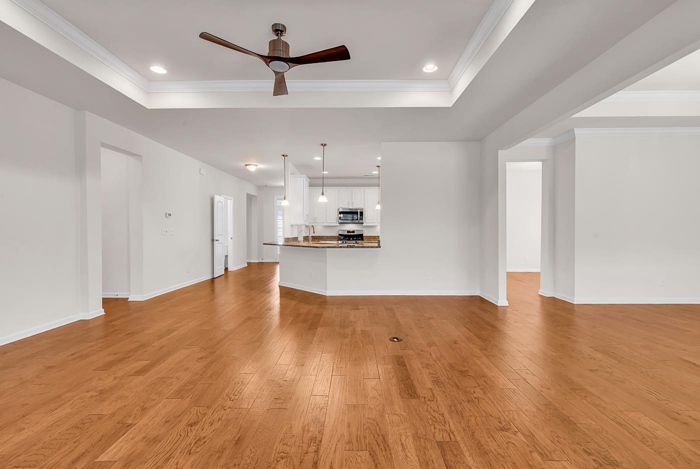 380 Palm Lakes Blvd. Property Photo 29