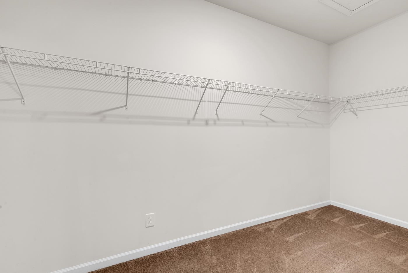 380 Palm Lakes Blvd. Property Photo 45