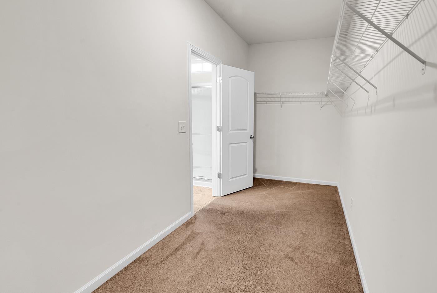 380 Palm Lakes Blvd. Property Photo 46