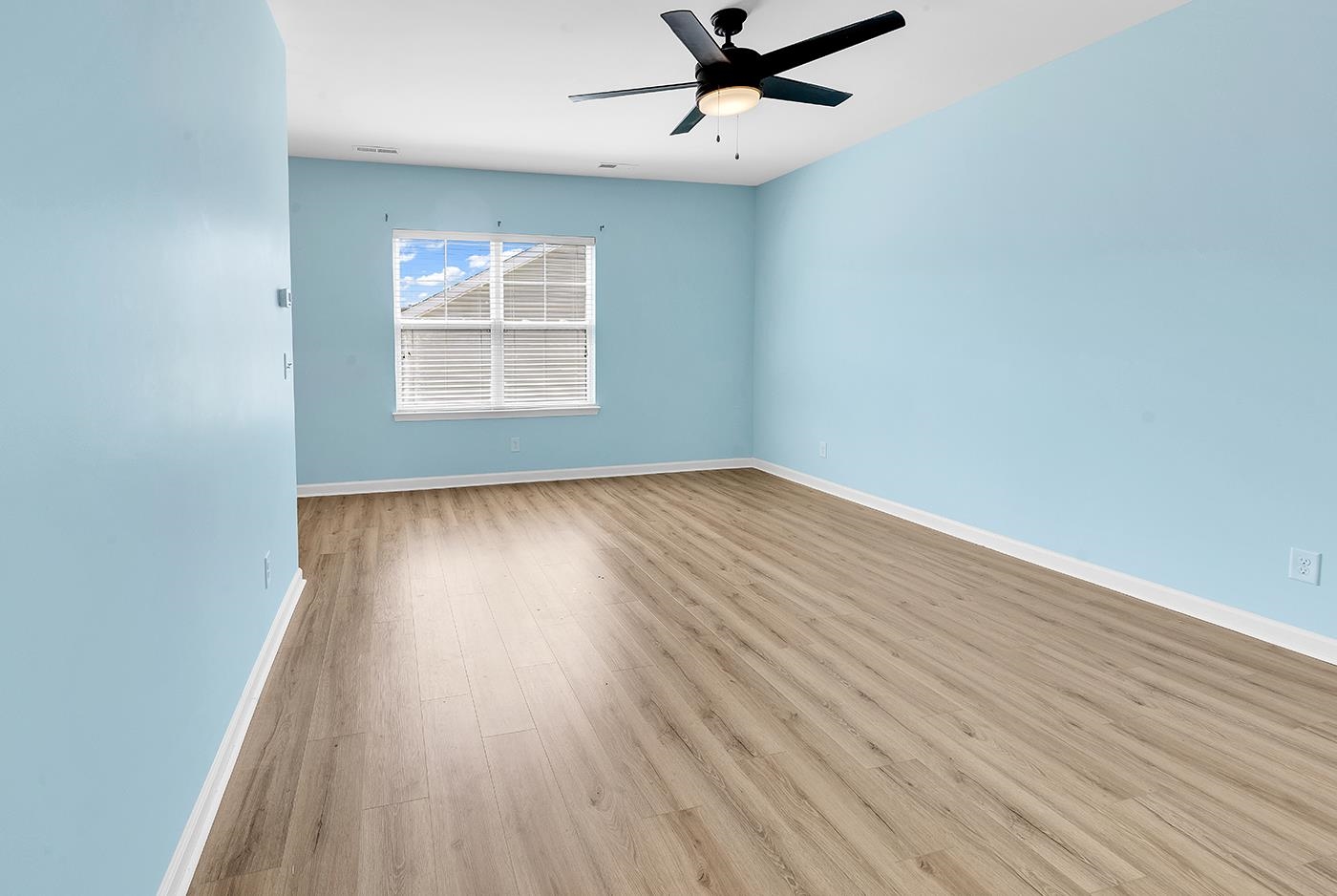 380 Palm Lakes Blvd. Property Photo 50