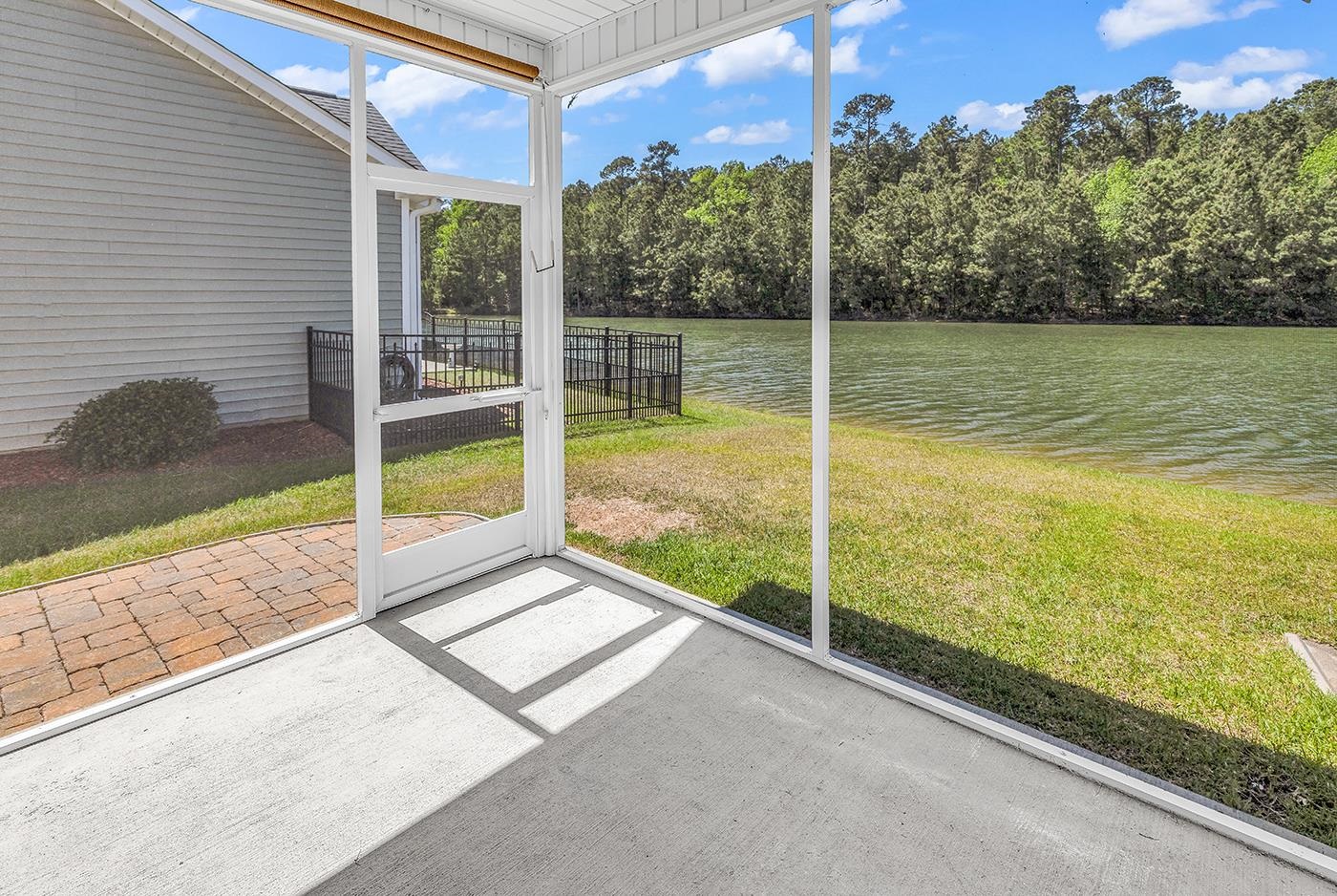 380 Palm Lakes Blvd. Property Photo 53