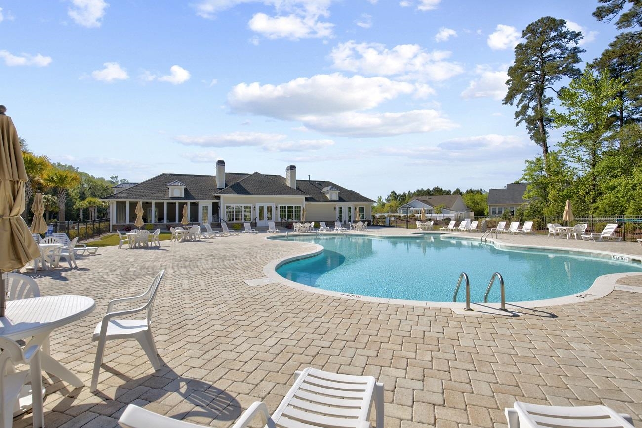 380 Palm Lakes Blvd. Property Photo 67