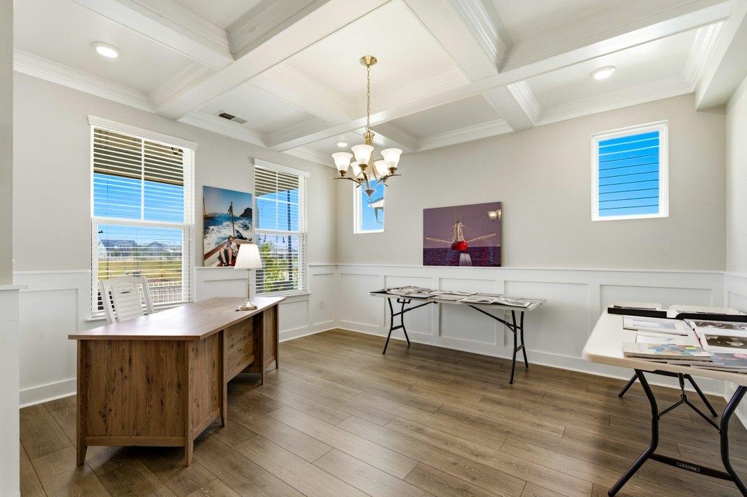 2077 Singing Palm Loop Property Photo 12
