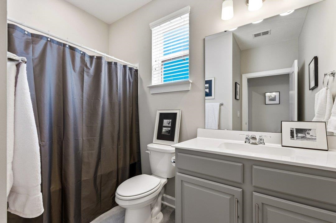 2077 Singing Palm Loop Property Photo 22