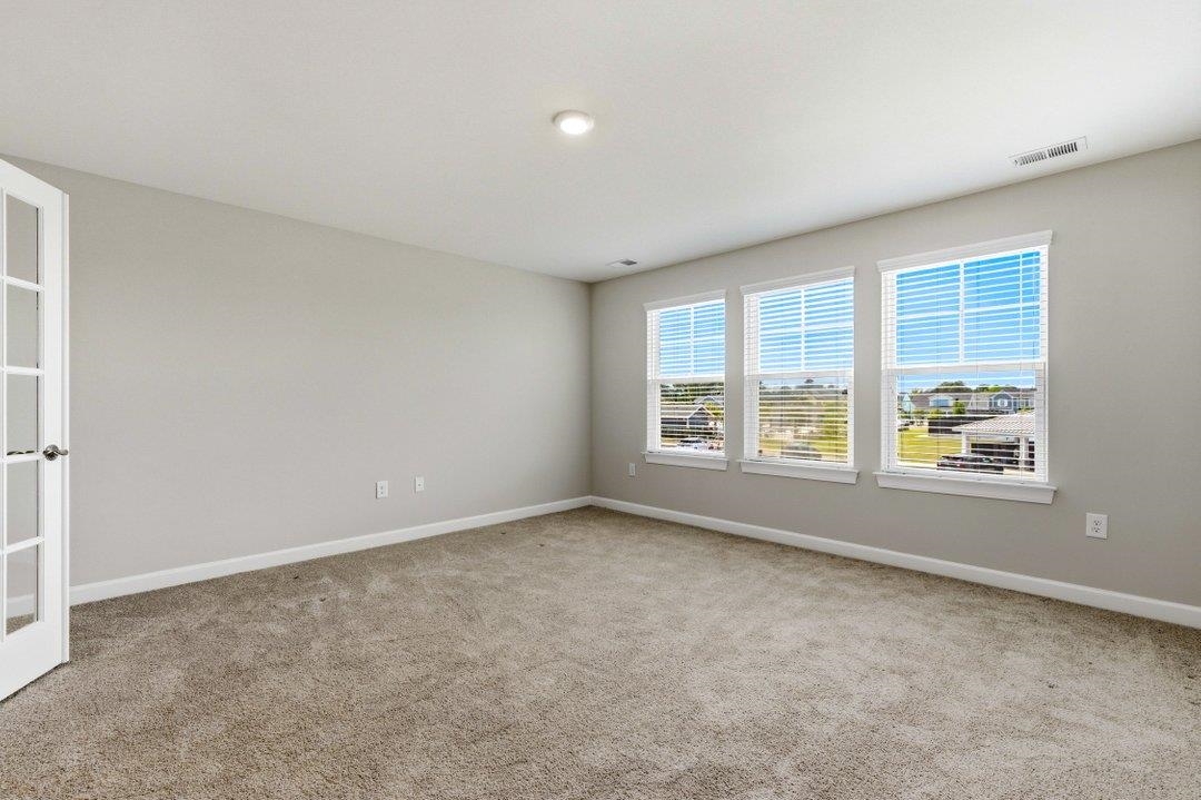 2077 Singing Palm Loop Property Photo 26