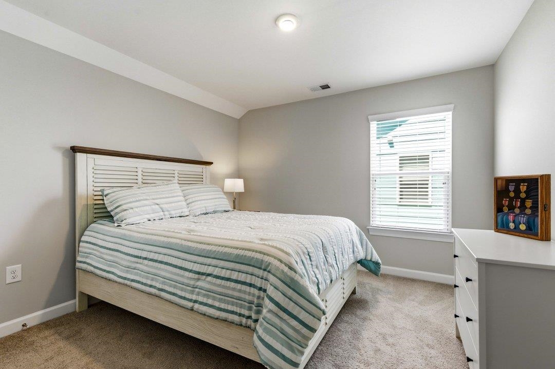2077 Singing Palm Loop Property Photo 27